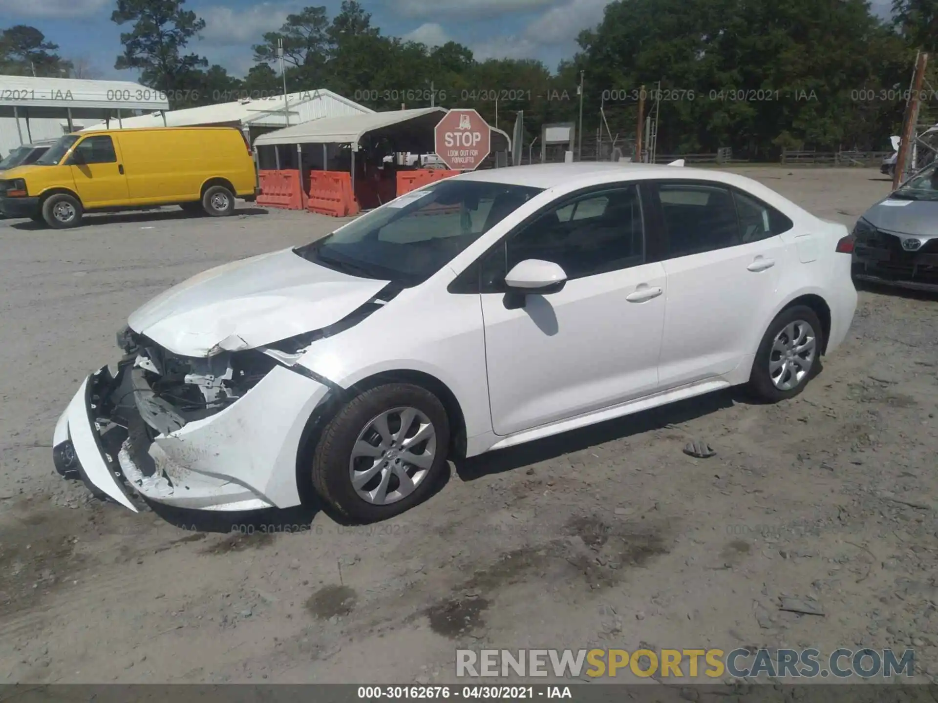 2 Photograph of a damaged car 5YFEPRAE2LP134809 TOYOTA COROLLA 2020