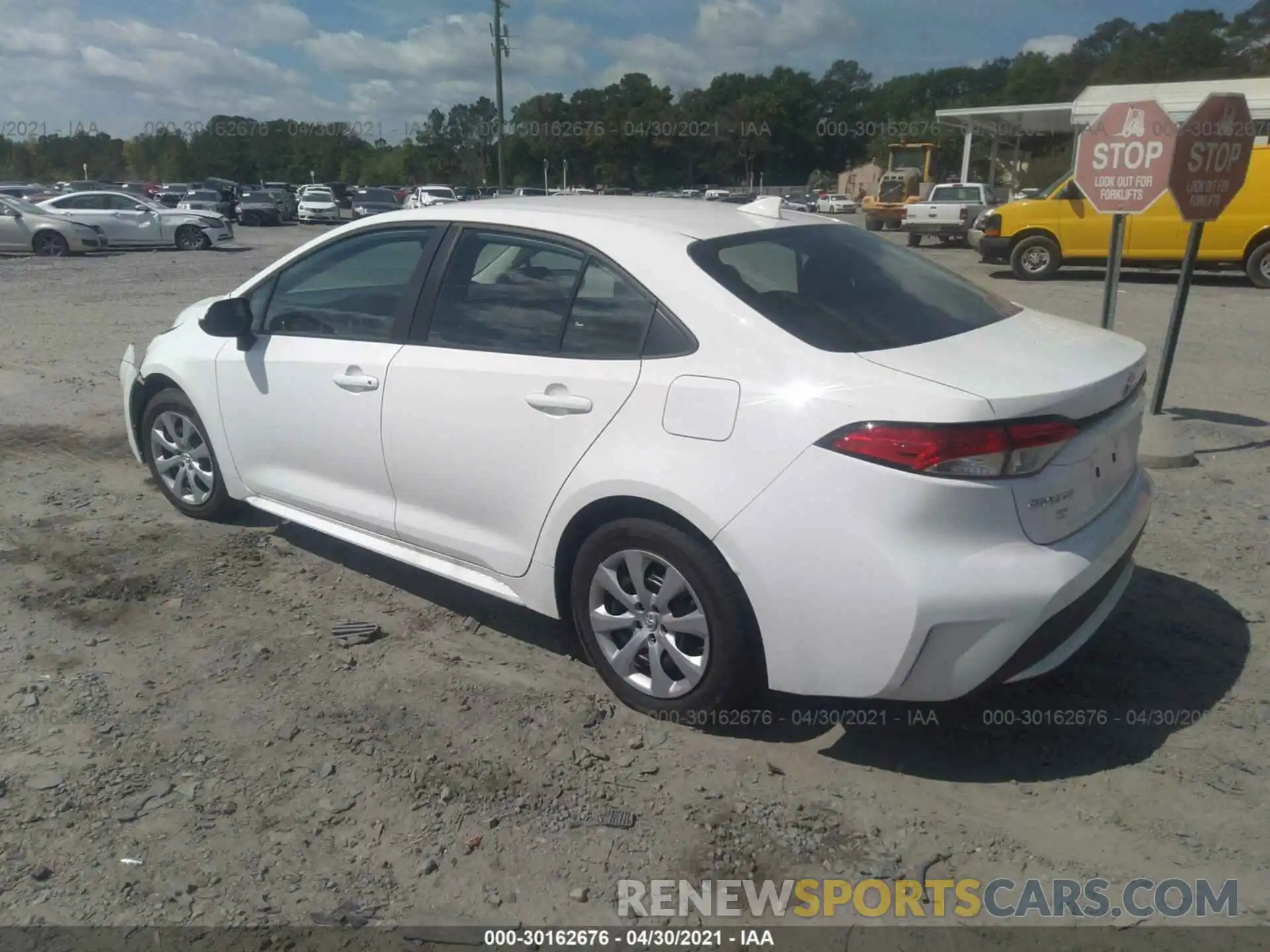 3 Photograph of a damaged car 5YFEPRAE2LP134809 TOYOTA COROLLA 2020