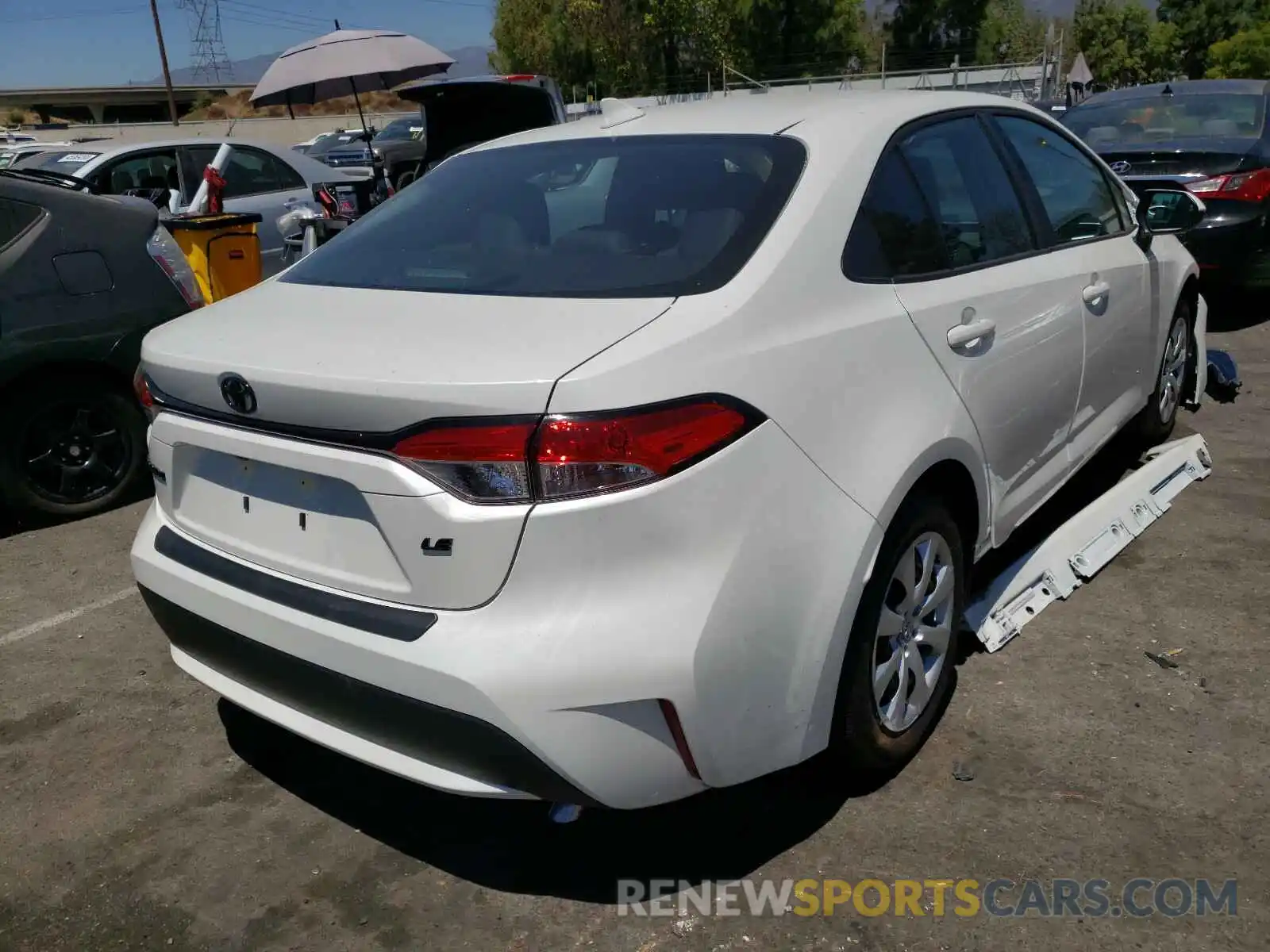 4 Photograph of a damaged car 5YFEPRAE2LP135684 TOYOTA COROLLA 2020