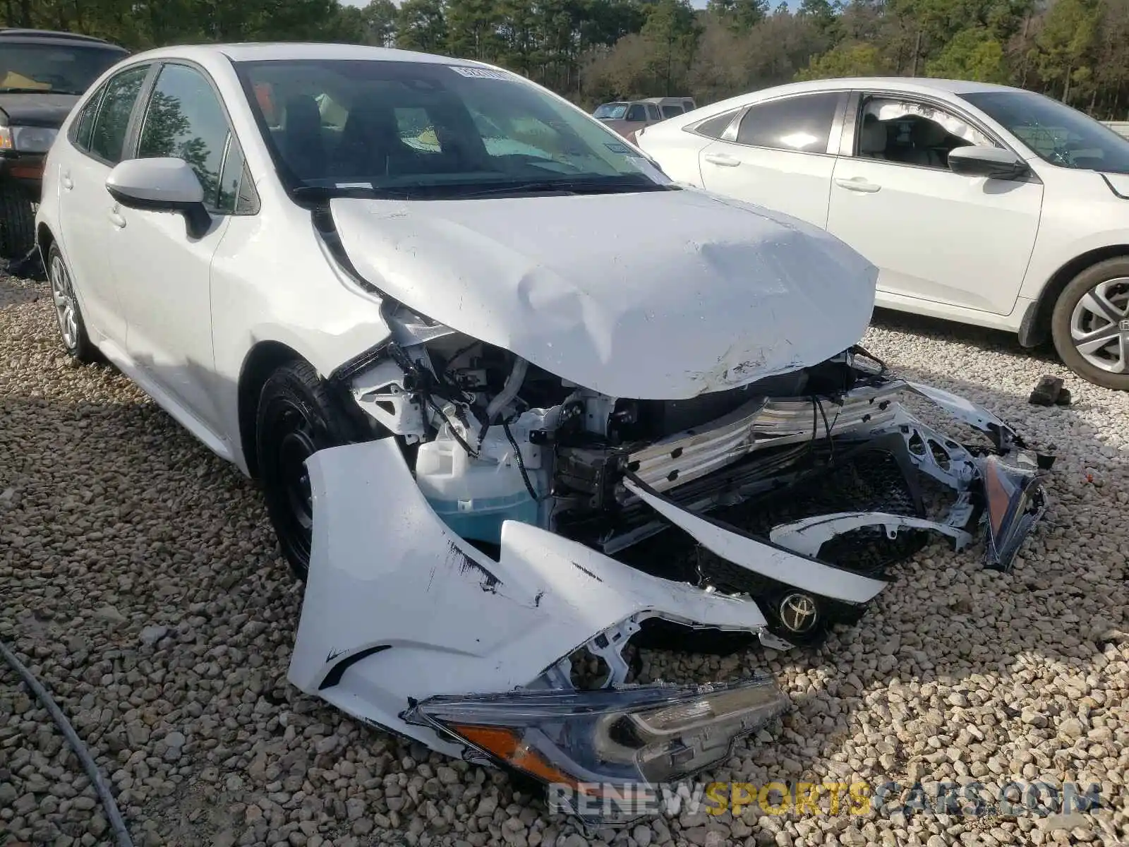 1 Photograph of a damaged car 5YFEPRAE2LP138374 TOYOTA COROLLA 2020