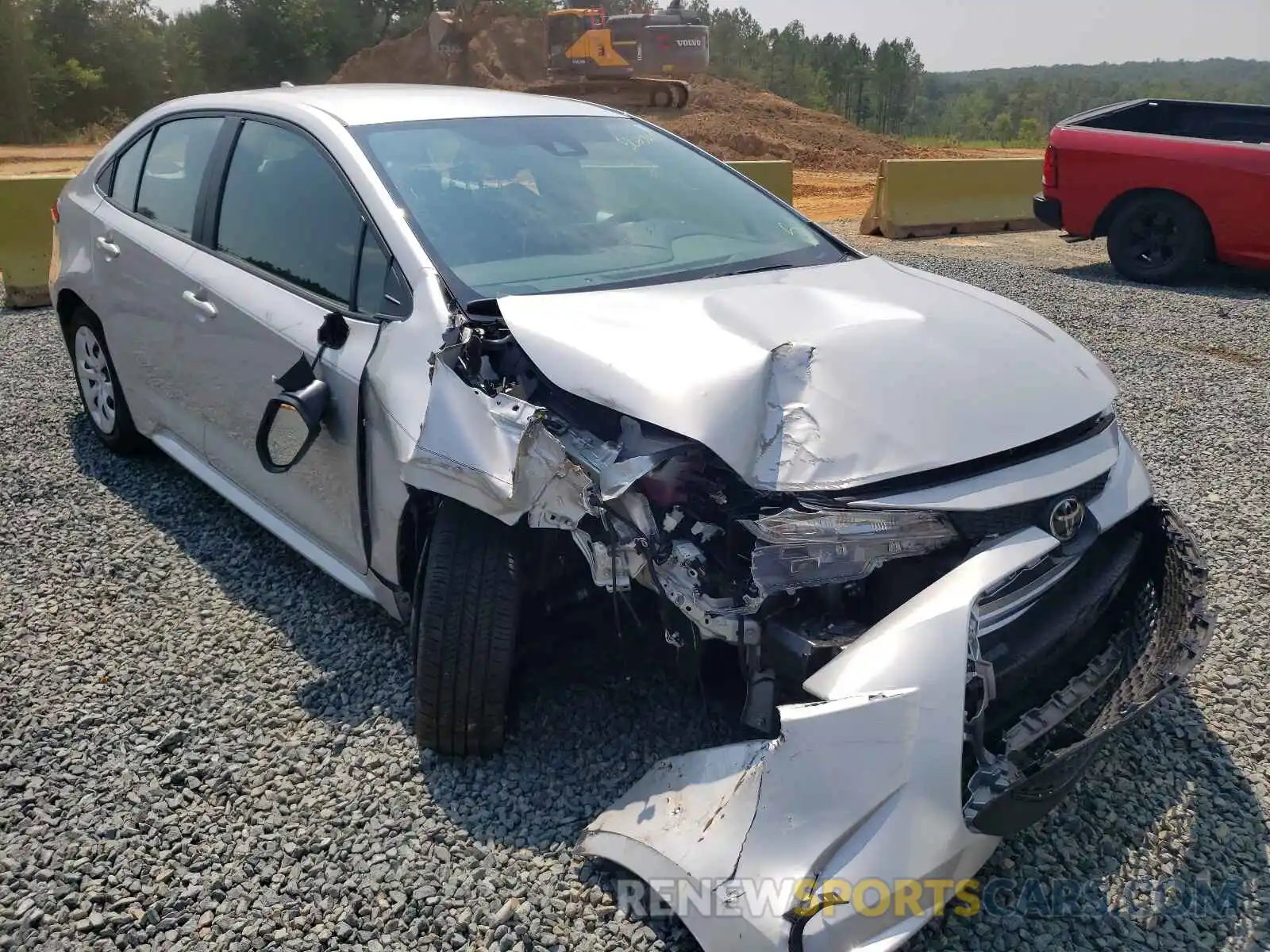 1 Photograph of a damaged car 5YFEPRAE2LP138813 TOYOTA COROLLA 2020