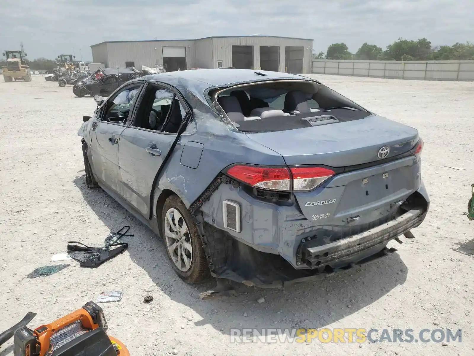 3 Photograph of a damaged car 5YFEPRAE3LP004151 TOYOTA COROLLA 2020