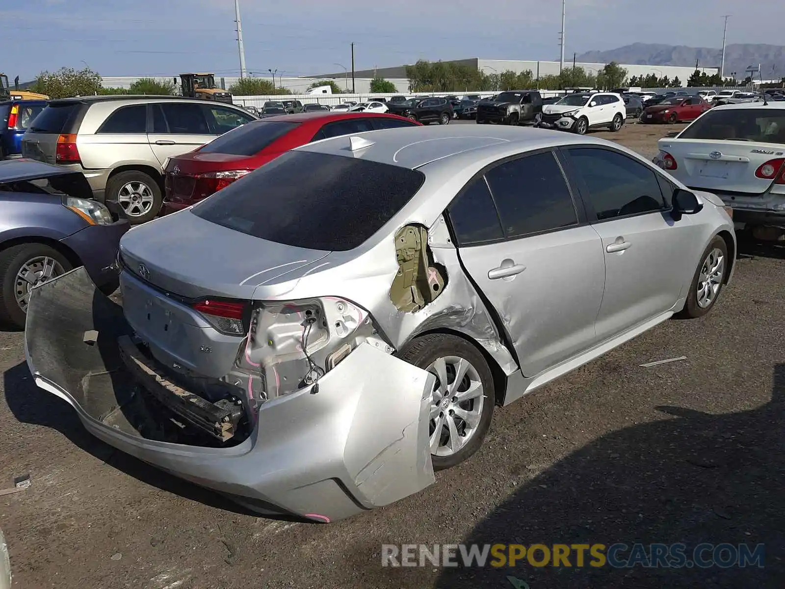 4 Photograph of a damaged car 5YFEPRAE3LP005638 TOYOTA COROLLA 2020