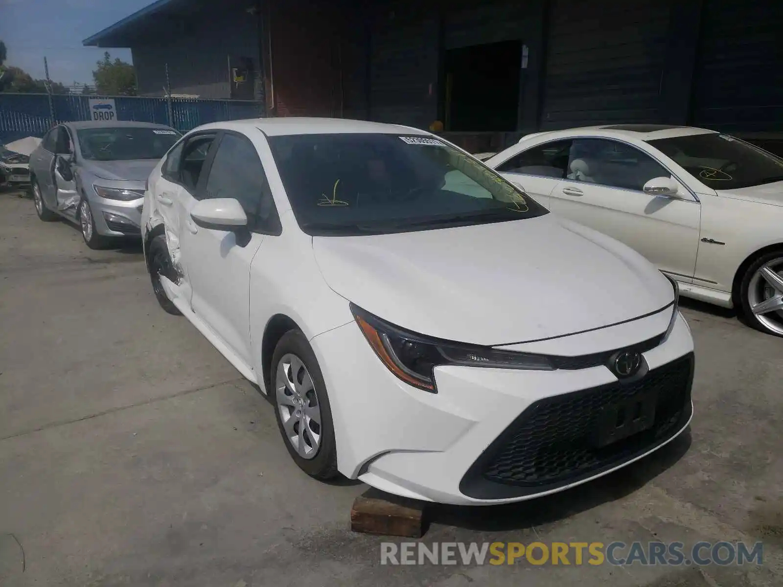 1 Photograph of a damaged car 5YFEPRAE3LP007714 TOYOTA COROLLA 2020