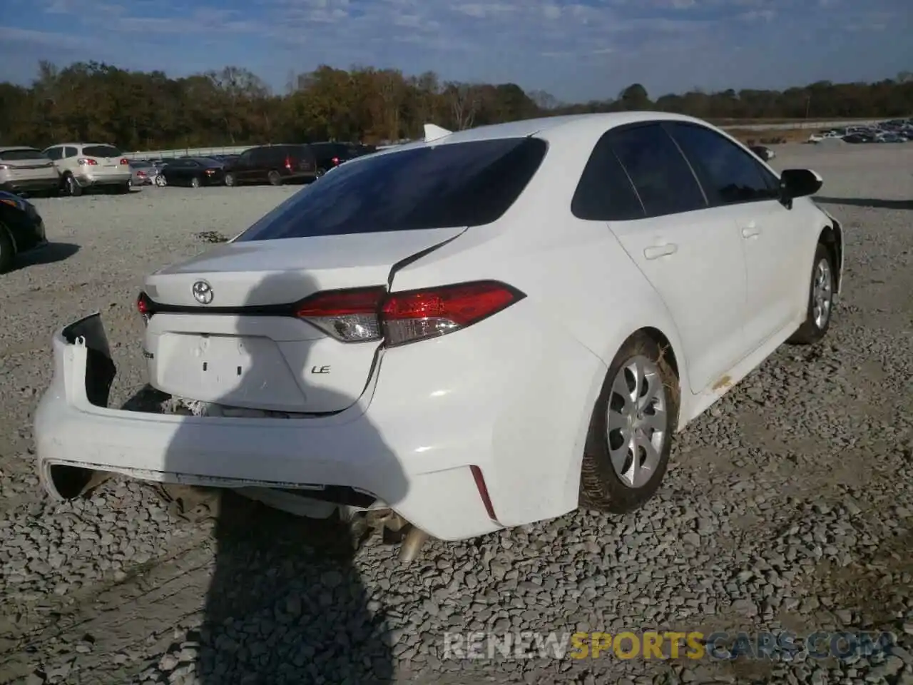 4 Photograph of a damaged car 5YFEPRAE3LP009902 TOYOTA COROLLA 2020