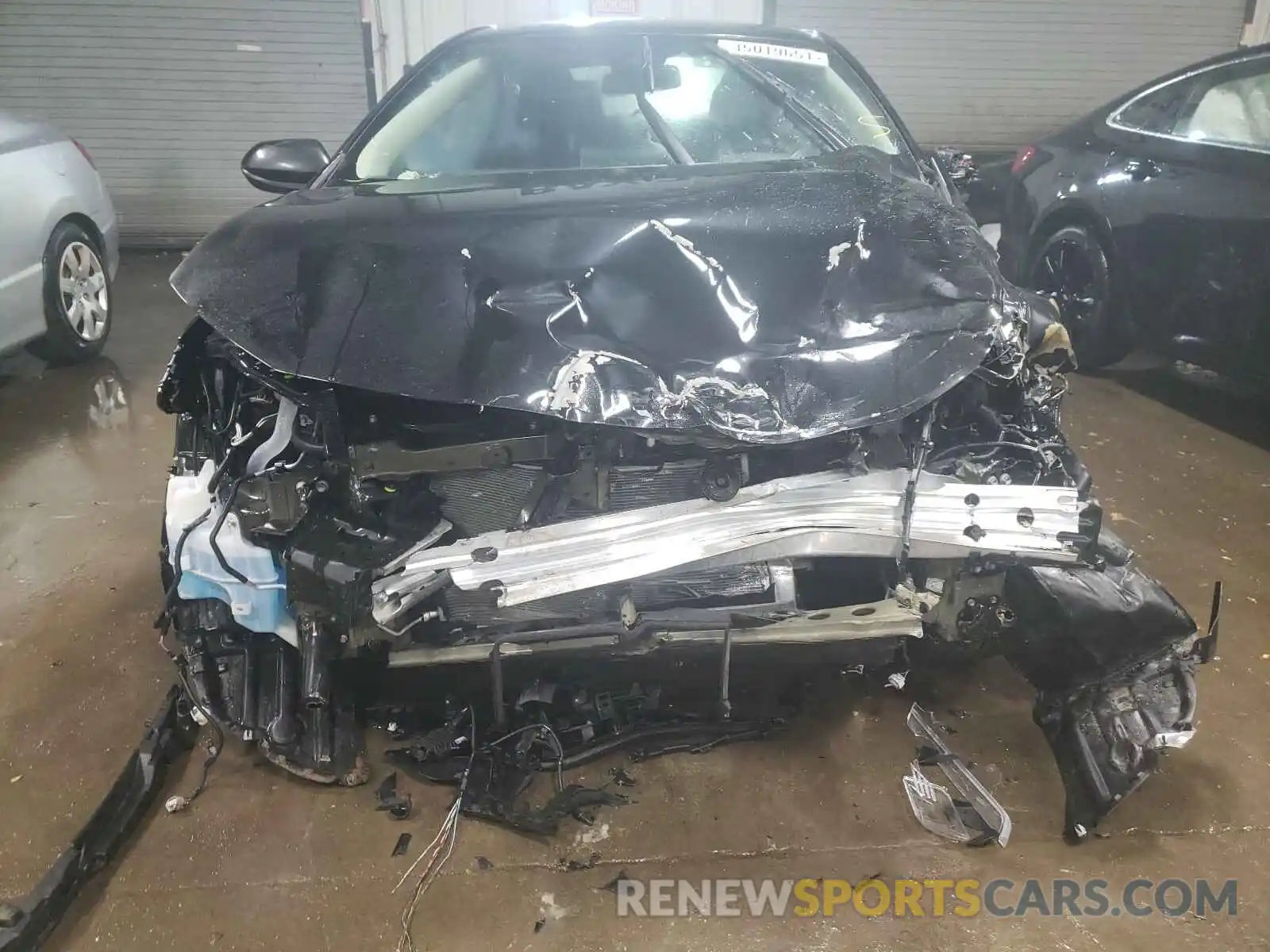 9 Photograph of a damaged car 5YFEPRAE3LP010662 TOYOTA COROLLA 2020