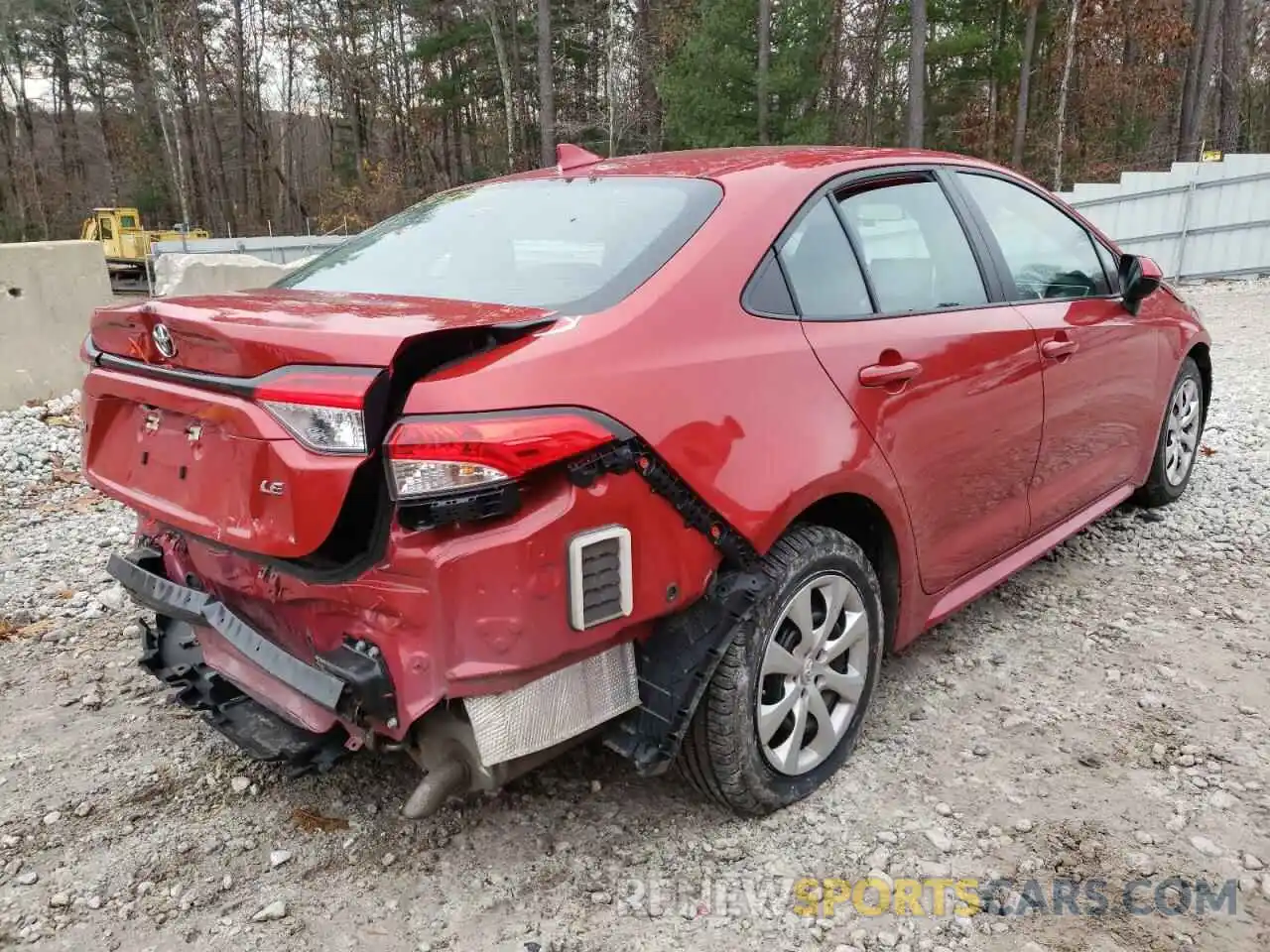 4 Photograph of a damaged car 5YFEPRAE3LP012184 TOYOTA COROLLA 2020