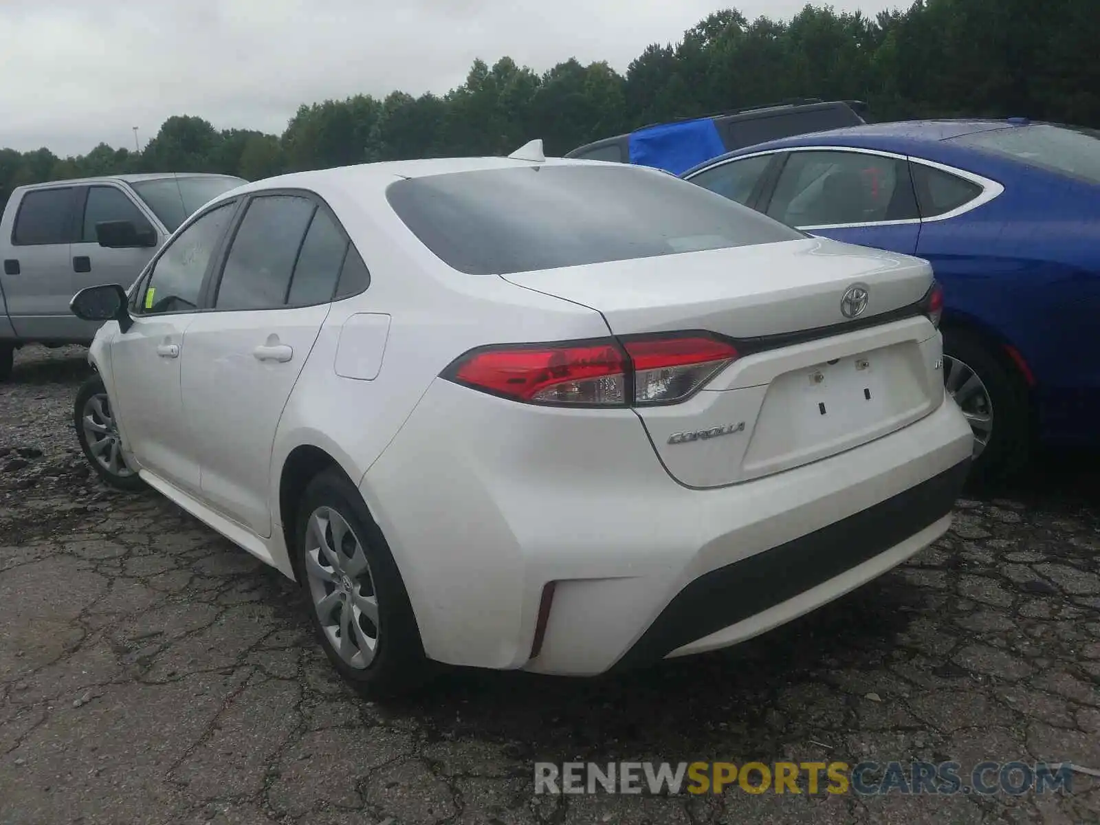 3 Photograph of a damaged car 5YFEPRAE3LP012508 TOYOTA COROLLA 2020