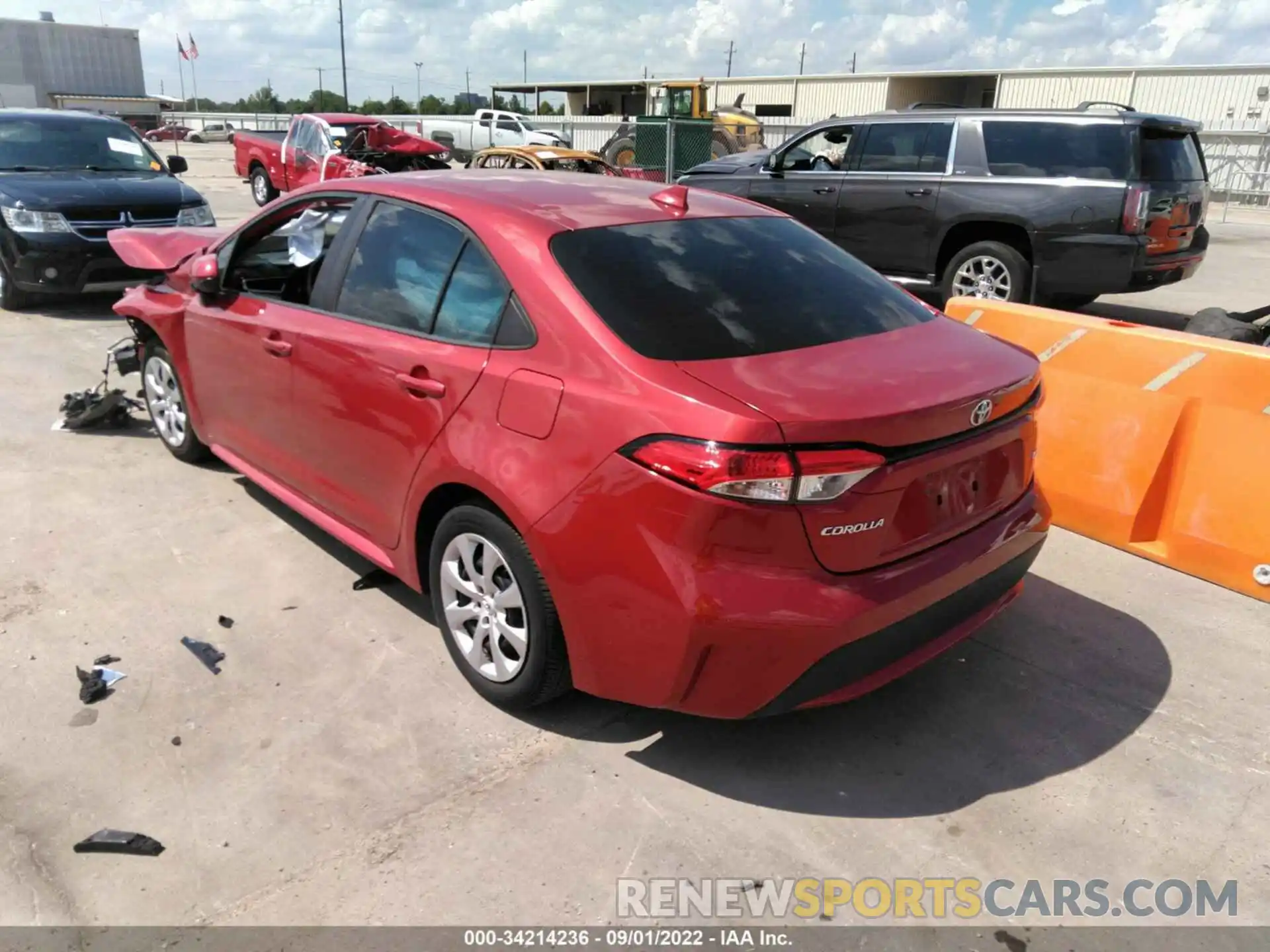 3 Photograph of a damaged car 5YFEPRAE3LP015716 TOYOTA COROLLA 2020