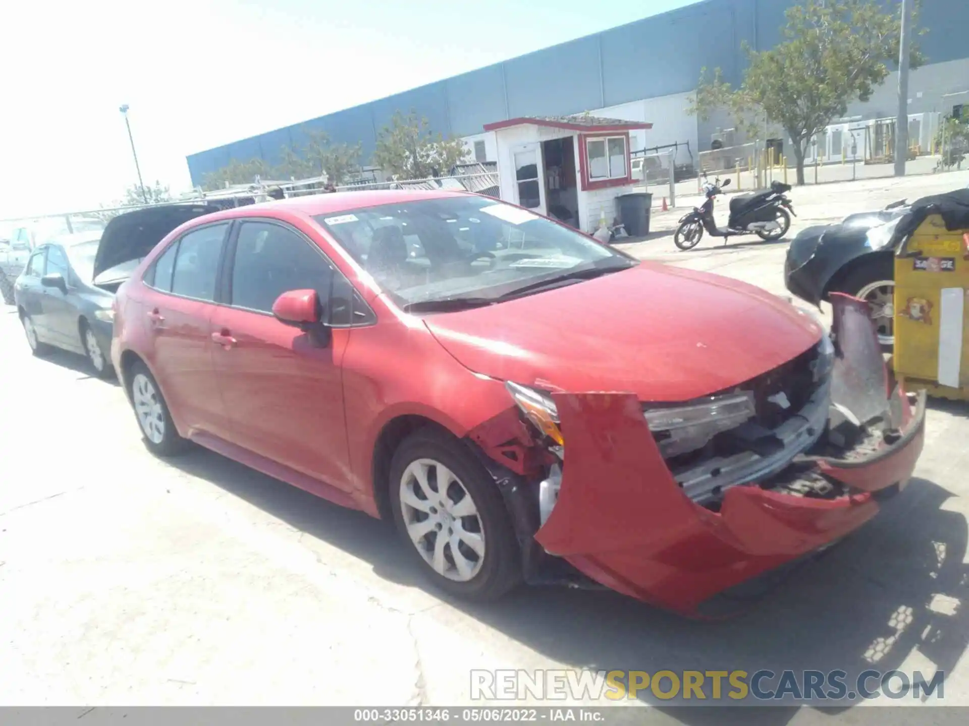 1 Photograph of a damaged car 5YFEPRAE3LP016039 TOYOTA COROLLA 2020