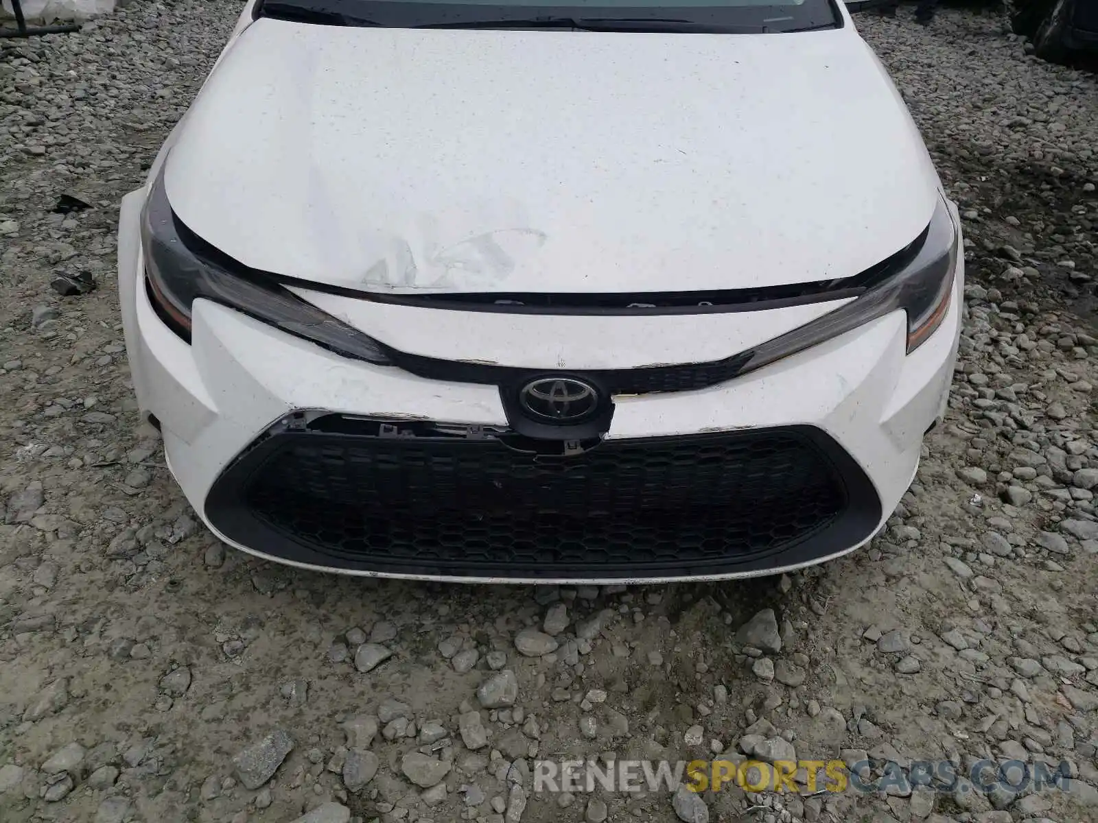 9 Photograph of a damaged car 5YFEPRAE3LP019507 TOYOTA COROLLA 2020