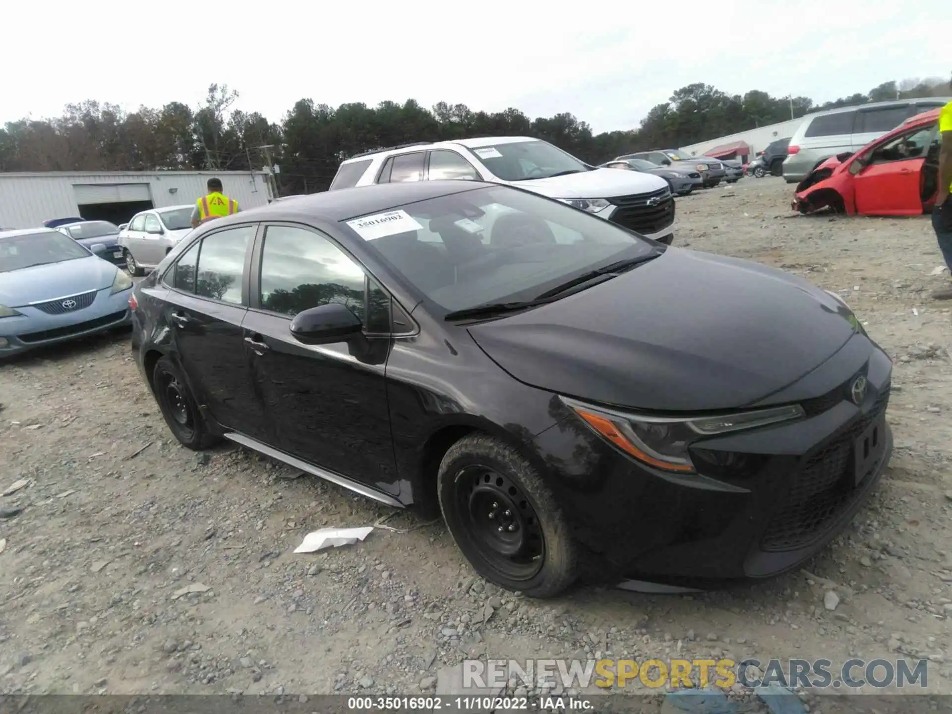 1 Photograph of a damaged car 5YFEPRAE3LP021466 TOYOTA COROLLA 2020