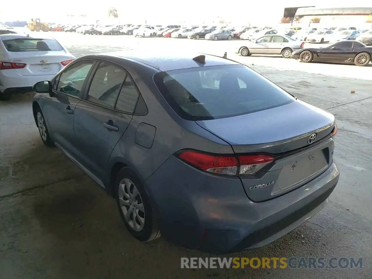 3 Photograph of a damaged car 5YFEPRAE3LP023315 TOYOTA COROLLA 2020