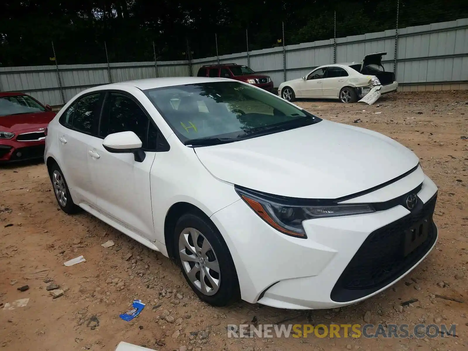 1 Photograph of a damaged car 5YFEPRAE3LP024433 TOYOTA COROLLA 2020