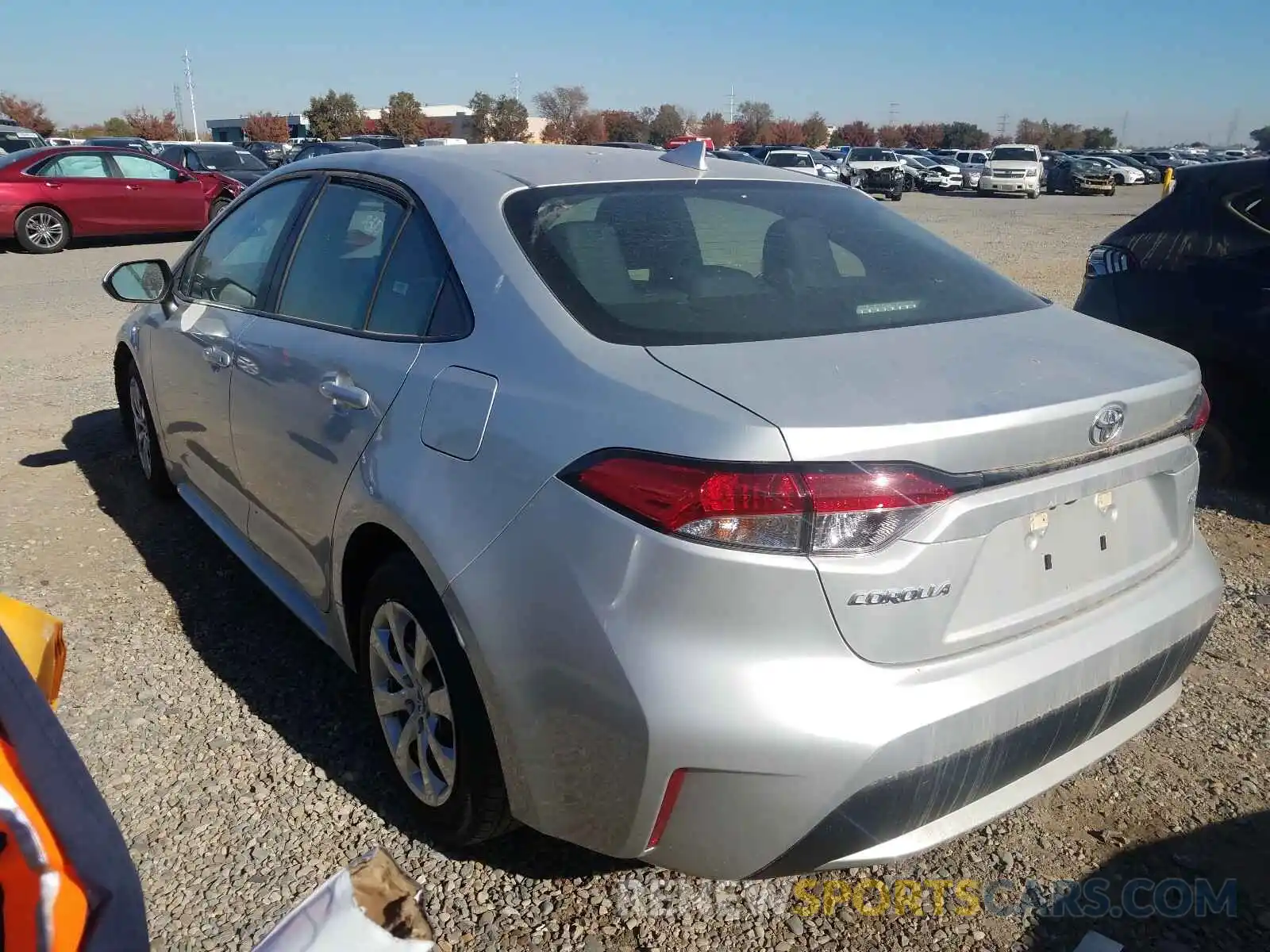 3 Photograph of a damaged car 5YFEPRAE3LP025419 TOYOTA COROLLA 2020