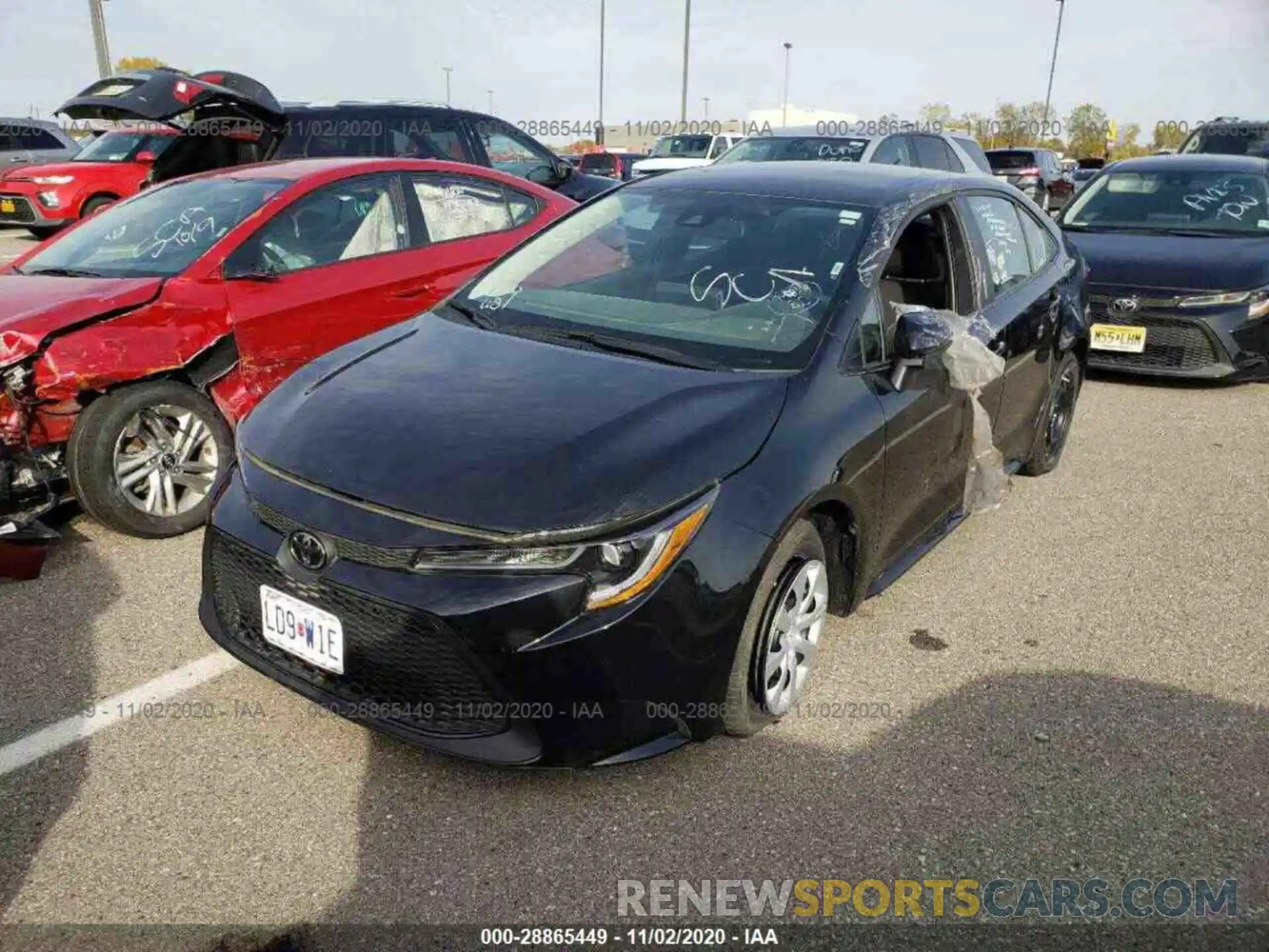 11 Photograph of a damaged car 5YFEPRAE3LP027011 TOYOTA COROLLA 2020