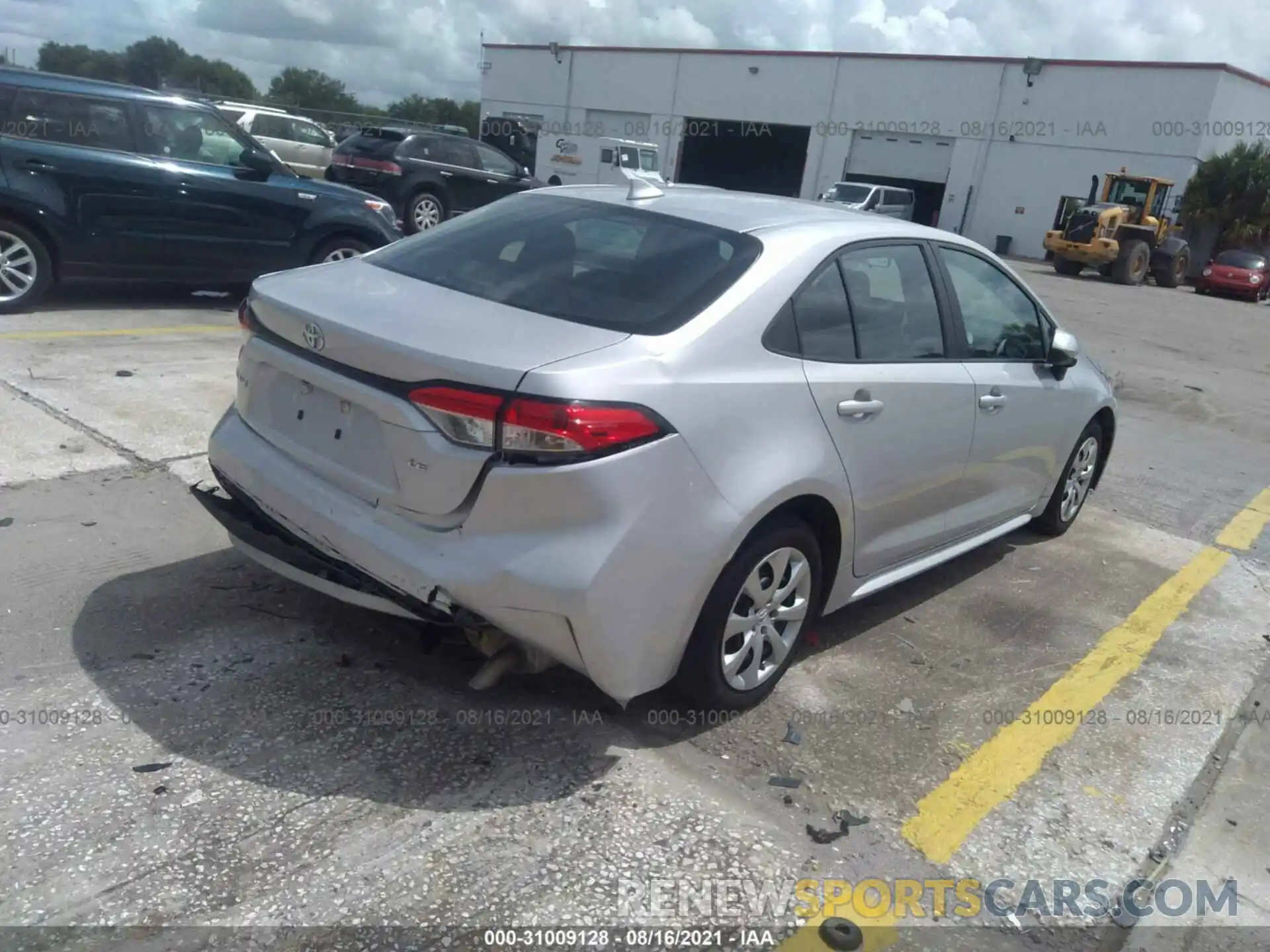 4 Photograph of a damaged car 5YFEPRAE3LP028448 TOYOTA COROLLA 2020