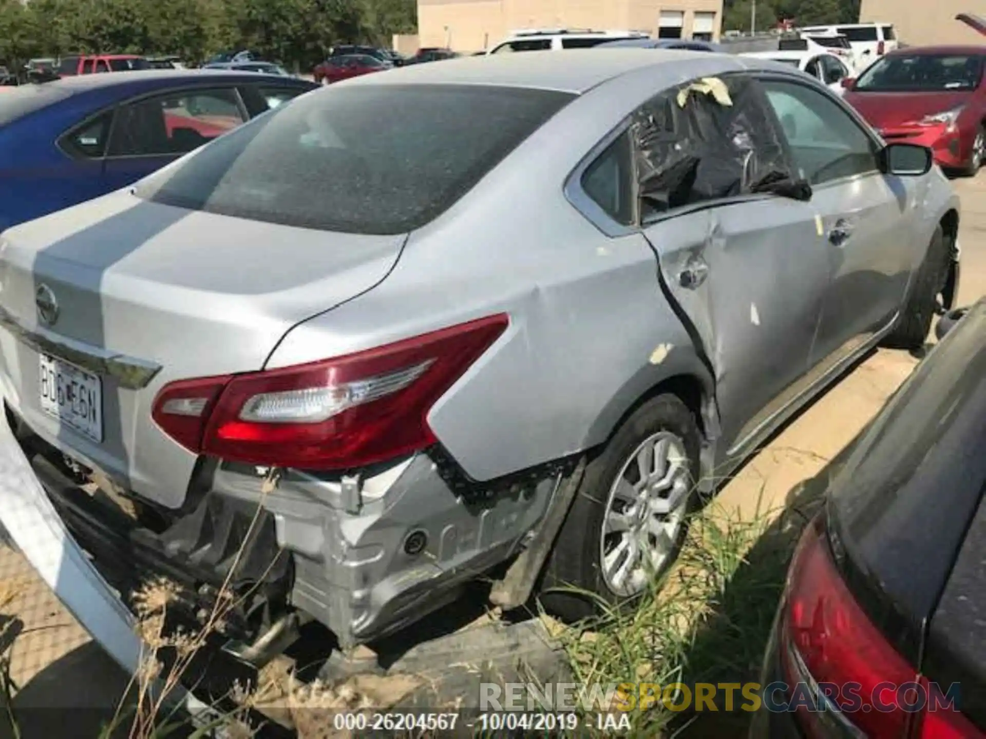 4 Photograph of a damaged car 5YFEPRAE3LP028983 TOYOTA COROLLA 2020