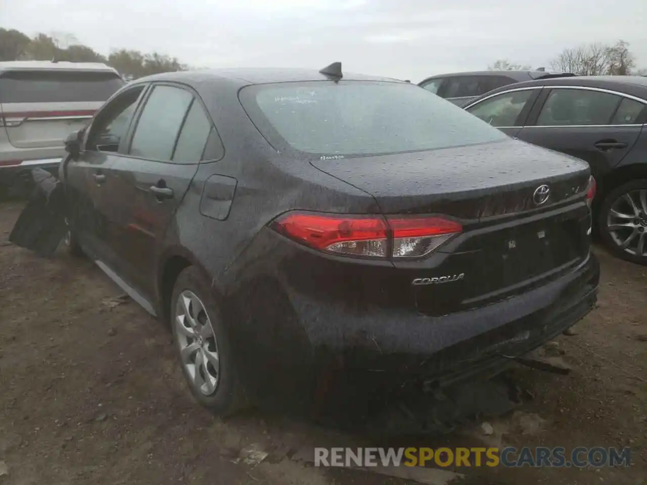 3 Photograph of a damaged car 5YFEPRAE3LP030071 TOYOTA COROLLA 2020