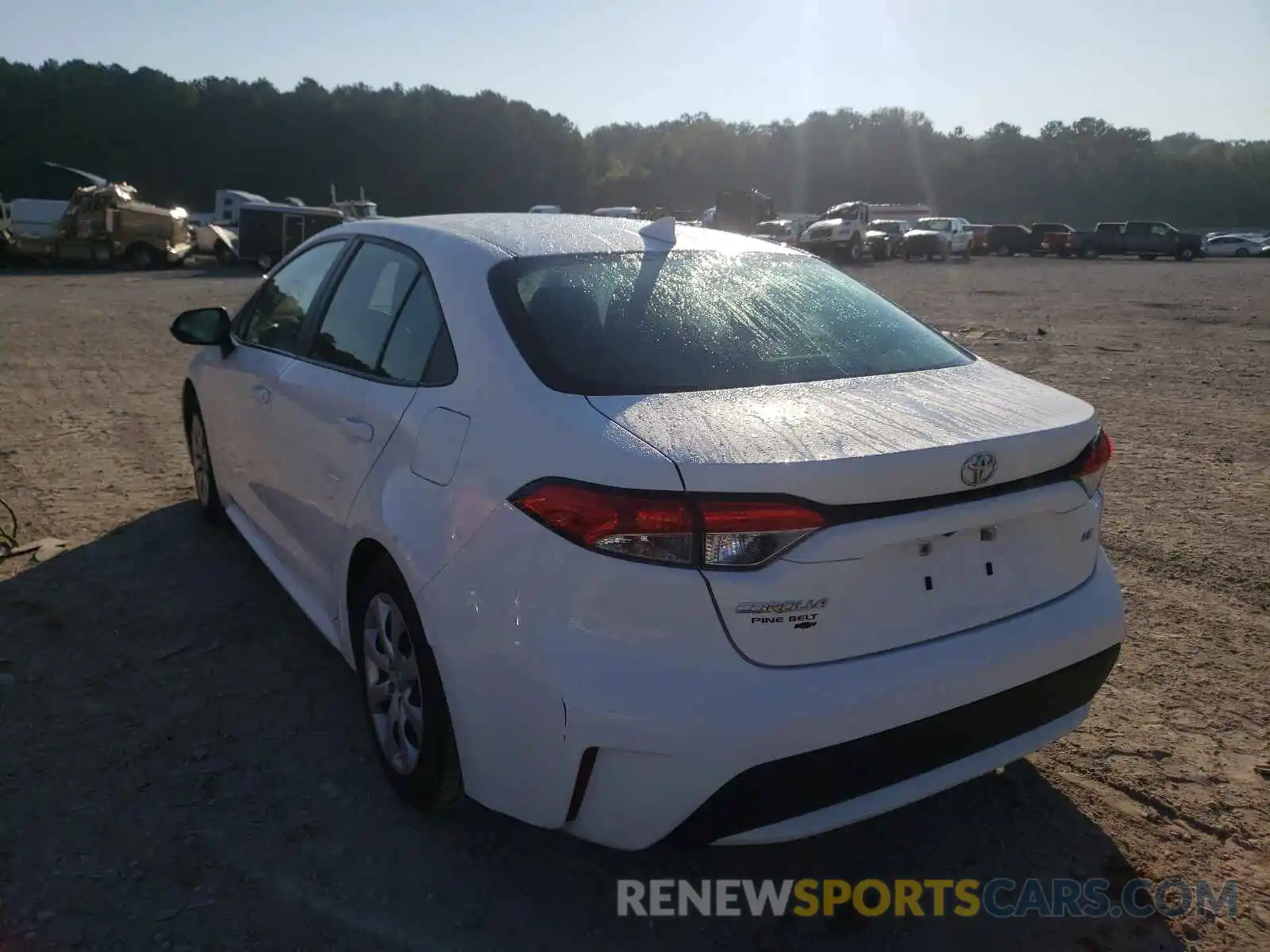 3 Photograph of a damaged car 5YFEPRAE3LP030443 TOYOTA COROLLA 2020