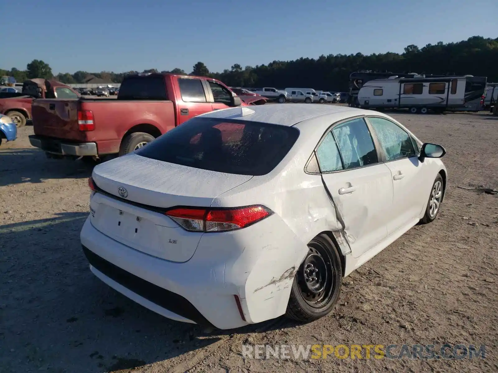 4 Photograph of a damaged car 5YFEPRAE3LP030443 TOYOTA COROLLA 2020