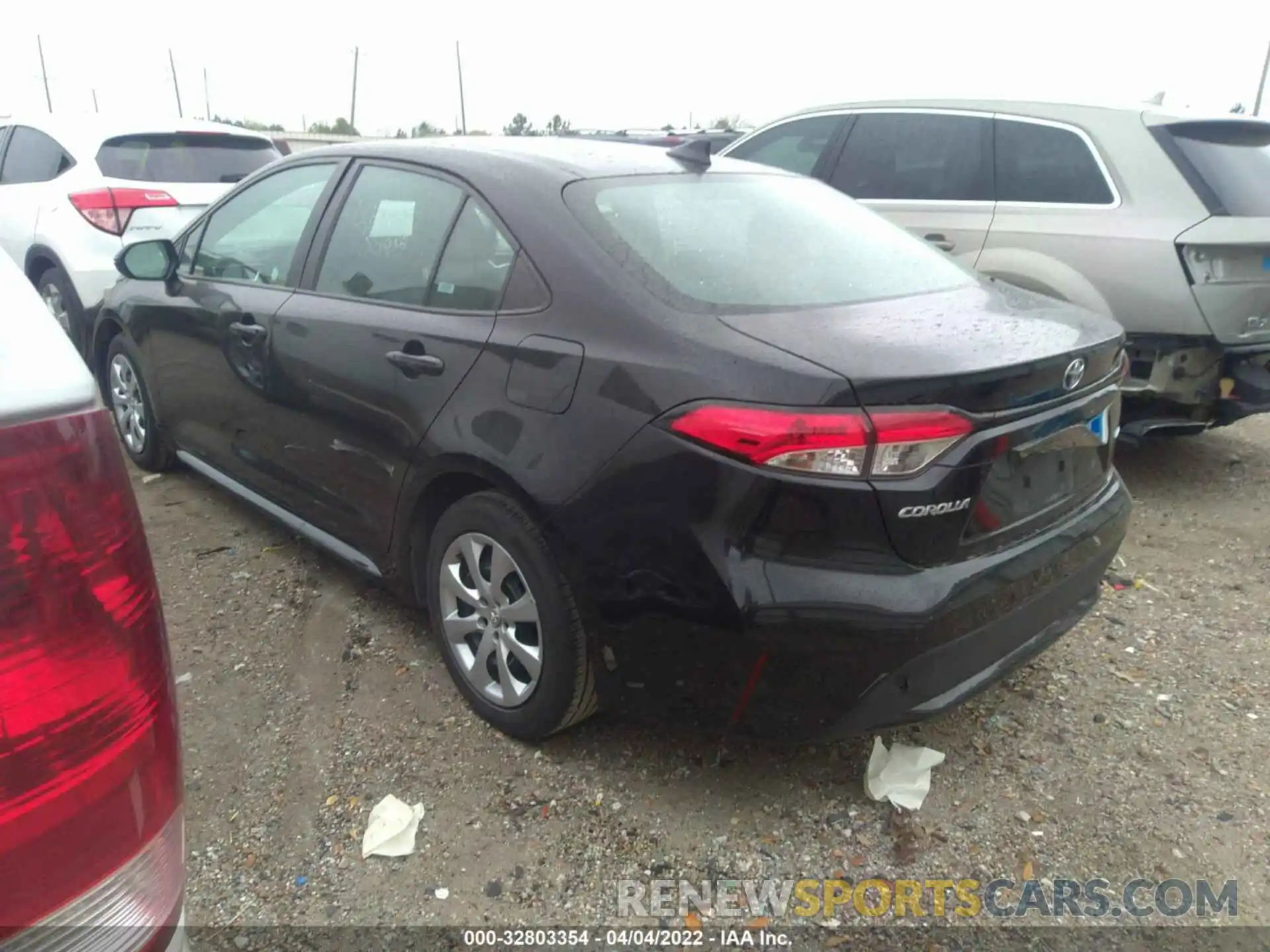 3 Photograph of a damaged car 5YFEPRAE3LP030586 TOYOTA COROLLA 2020