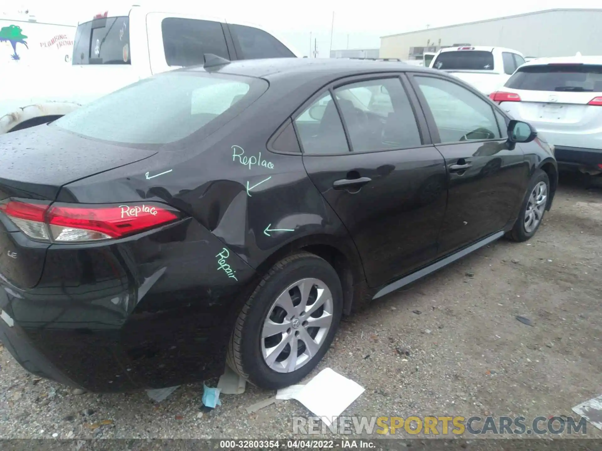 4 Photograph of a damaged car 5YFEPRAE3LP030586 TOYOTA COROLLA 2020