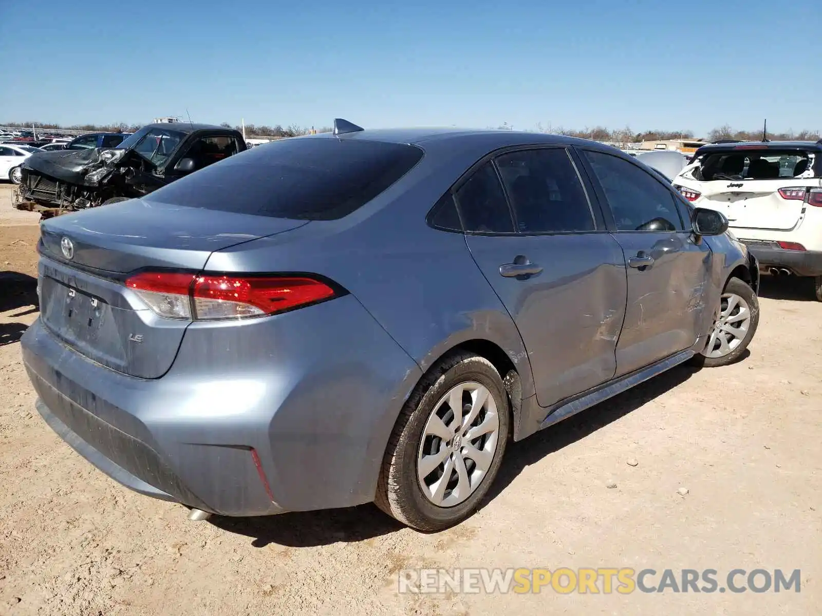 4 Photograph of a damaged car 5YFEPRAE3LP031446 TOYOTA COROLLA 2020