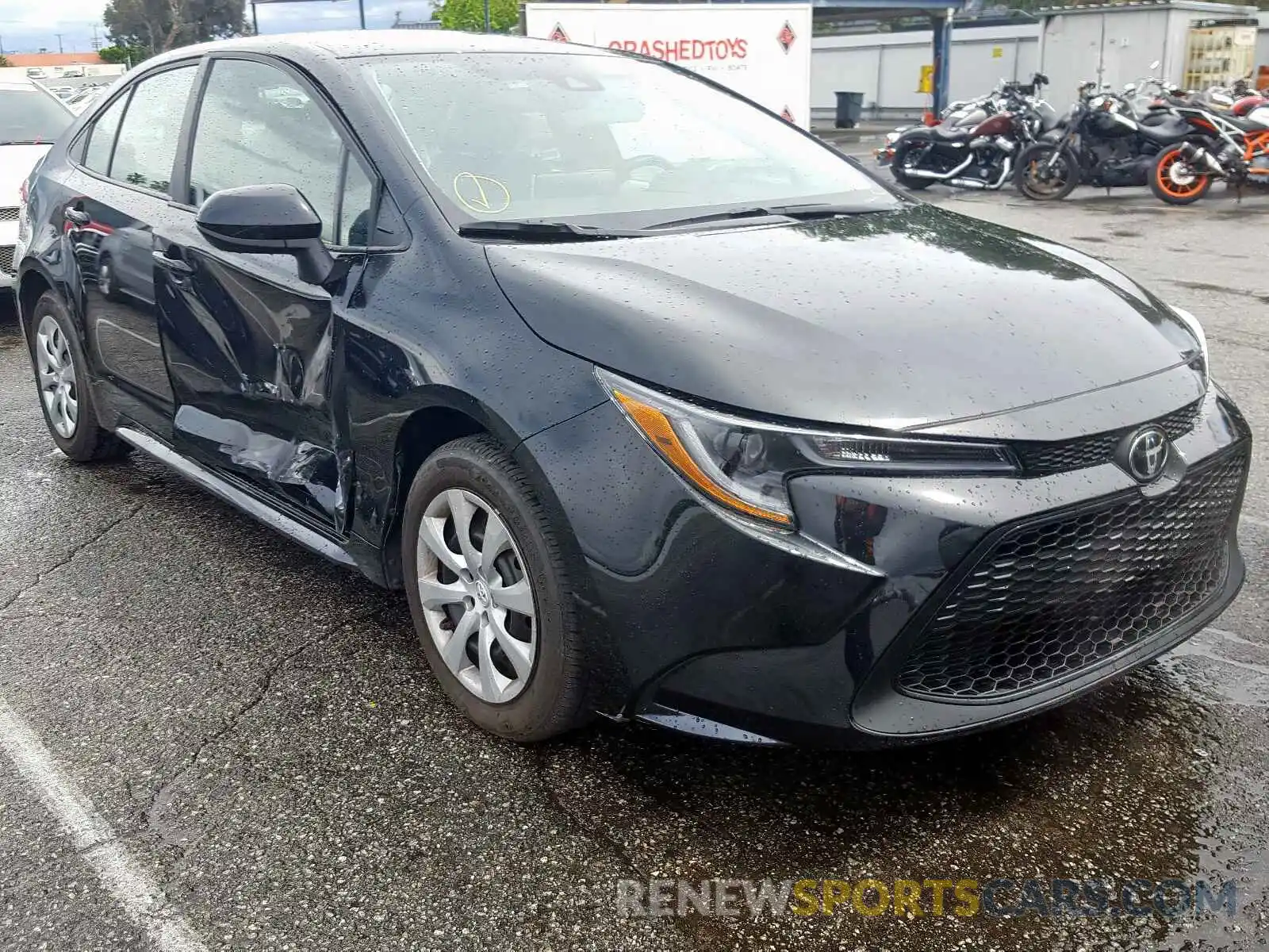 1 Photograph of a damaged car 5YFEPRAE3LP032127 TOYOTA COROLLA 2020