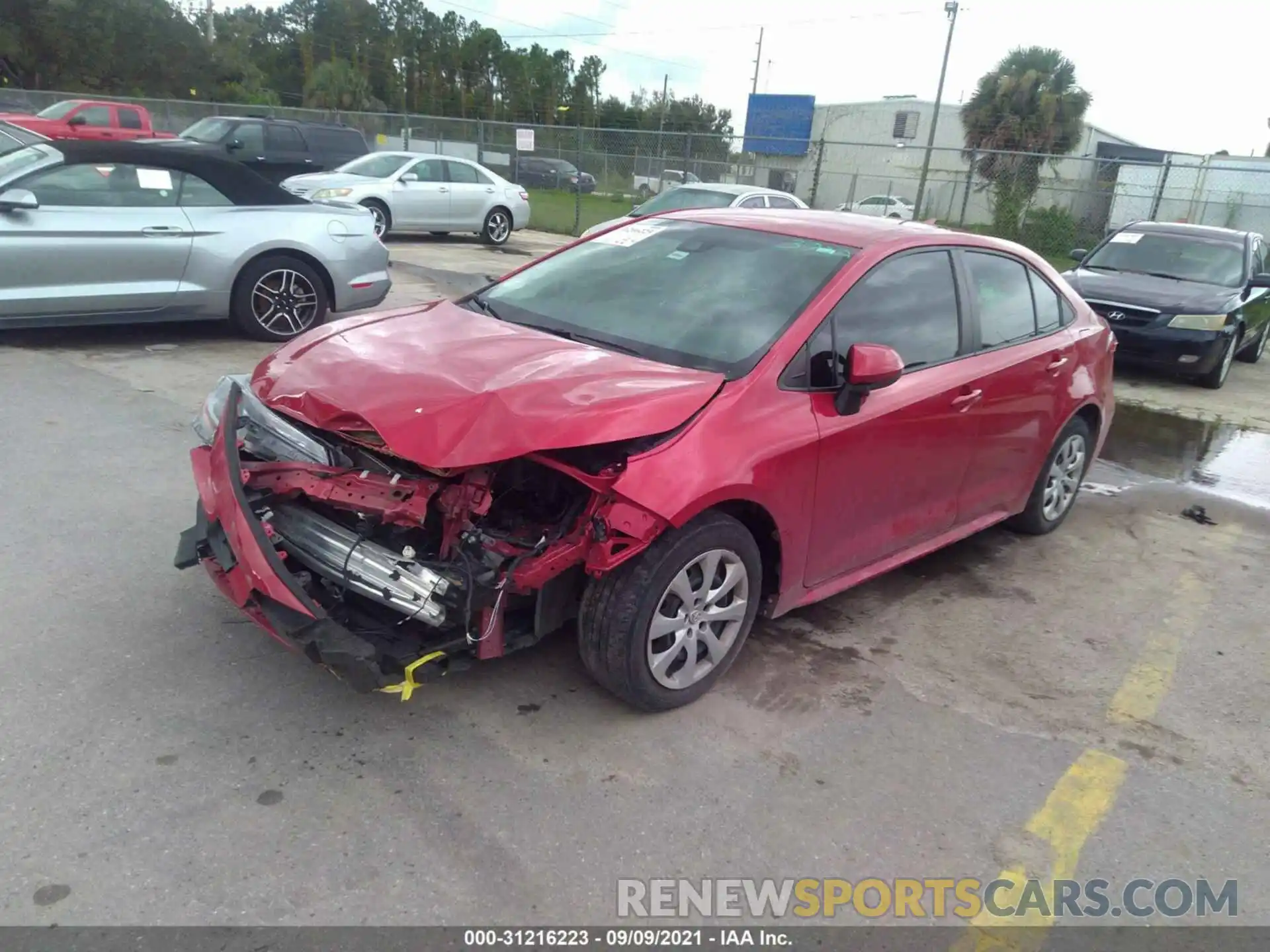 2 Photograph of a damaged car 5YFEPRAE3LP033181 TOYOTA COROLLA 2020