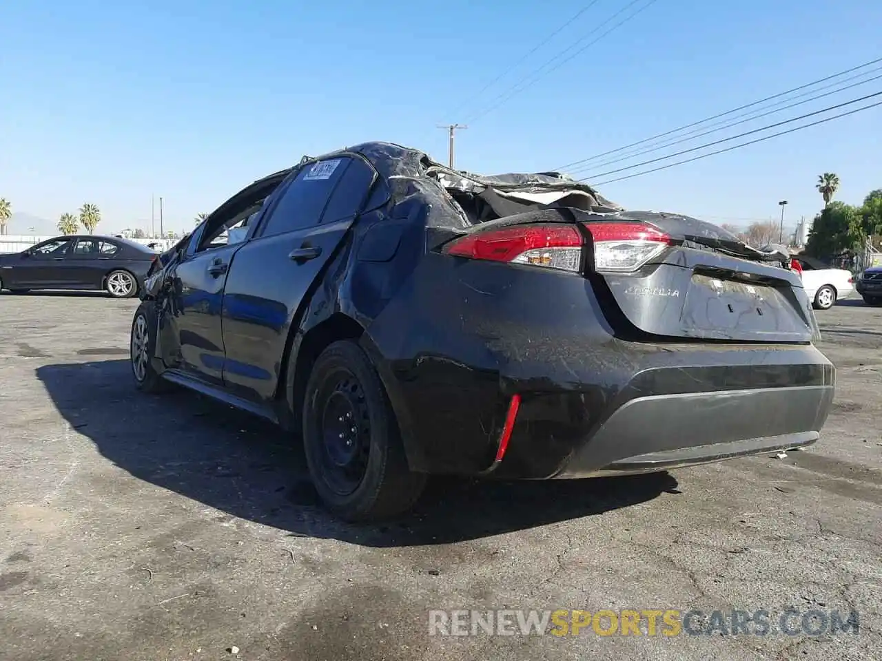 3 Photograph of a damaged car 5YFEPRAE3LP033276 TOYOTA COROLLA 2020