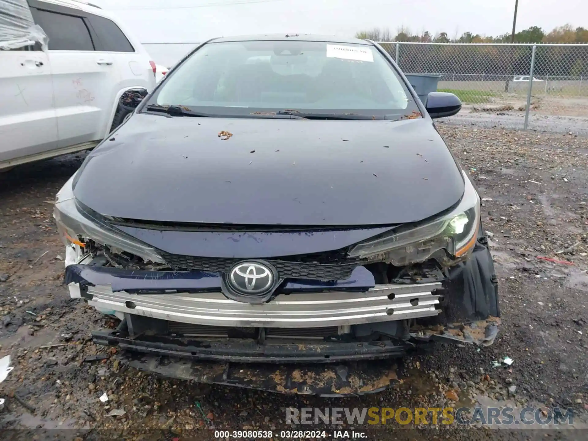 13 Photograph of a damaged car 5YFEPRAE3LP034072 TOYOTA COROLLA 2020