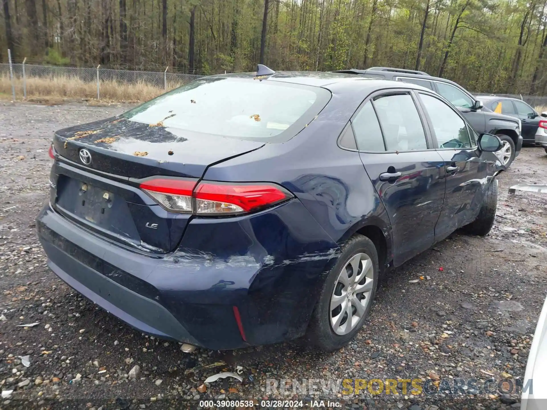 4 Photograph of a damaged car 5YFEPRAE3LP034072 TOYOTA COROLLA 2020