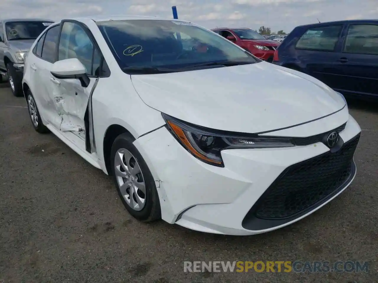 1 Photograph of a damaged car 5YFEPRAE3LP036937 TOYOTA COROLLA 2020