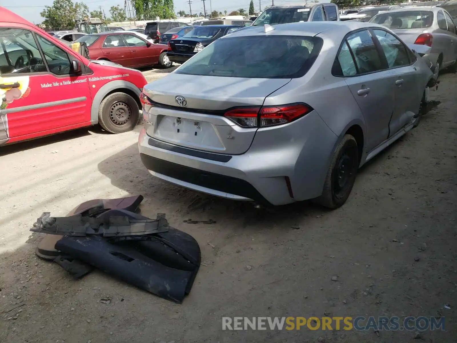 4 Photograph of a damaged car 5YFEPRAE3LP037554 TOYOTA COROLLA 2020