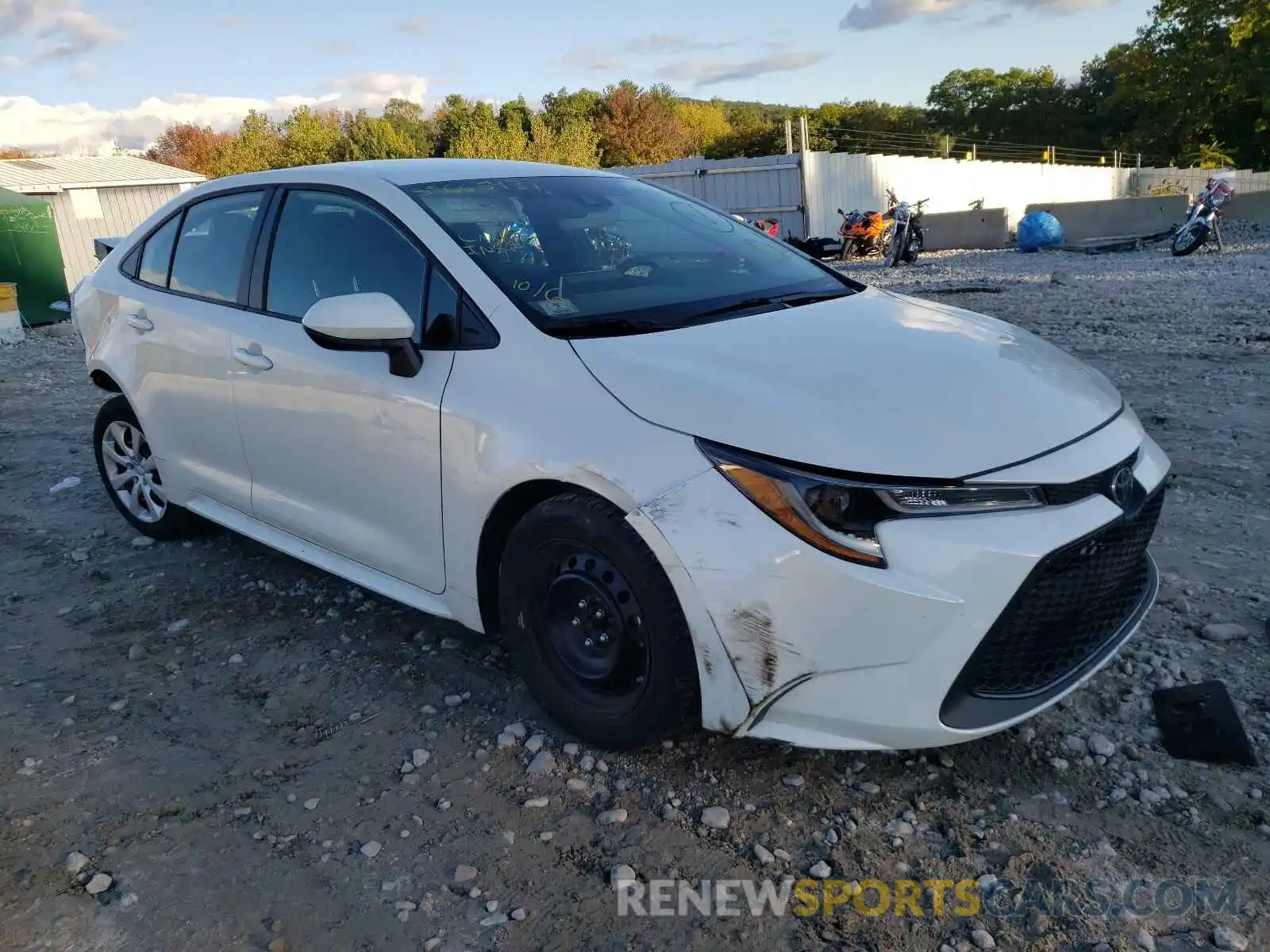 1 Photograph of a damaged car 5YFEPRAE3LP037666 TOYOTA COROLLA 2020