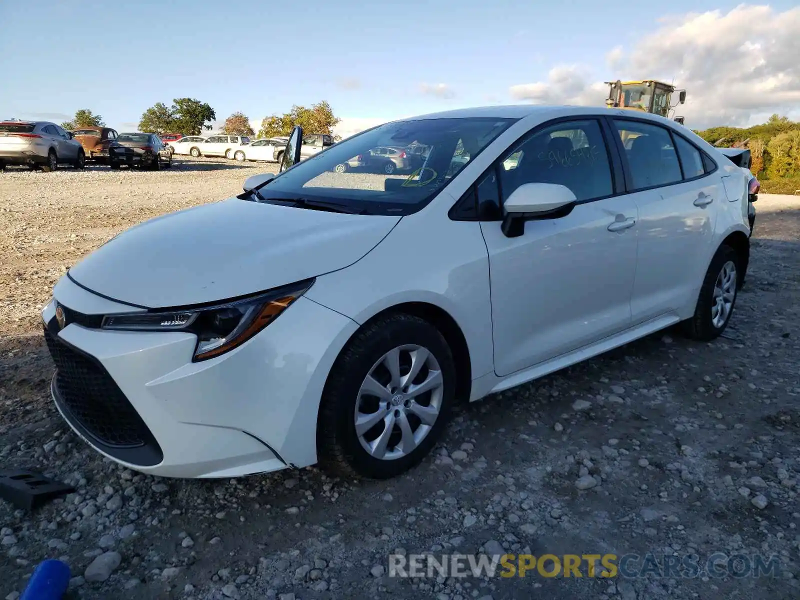 2 Photograph of a damaged car 5YFEPRAE3LP037666 TOYOTA COROLLA 2020