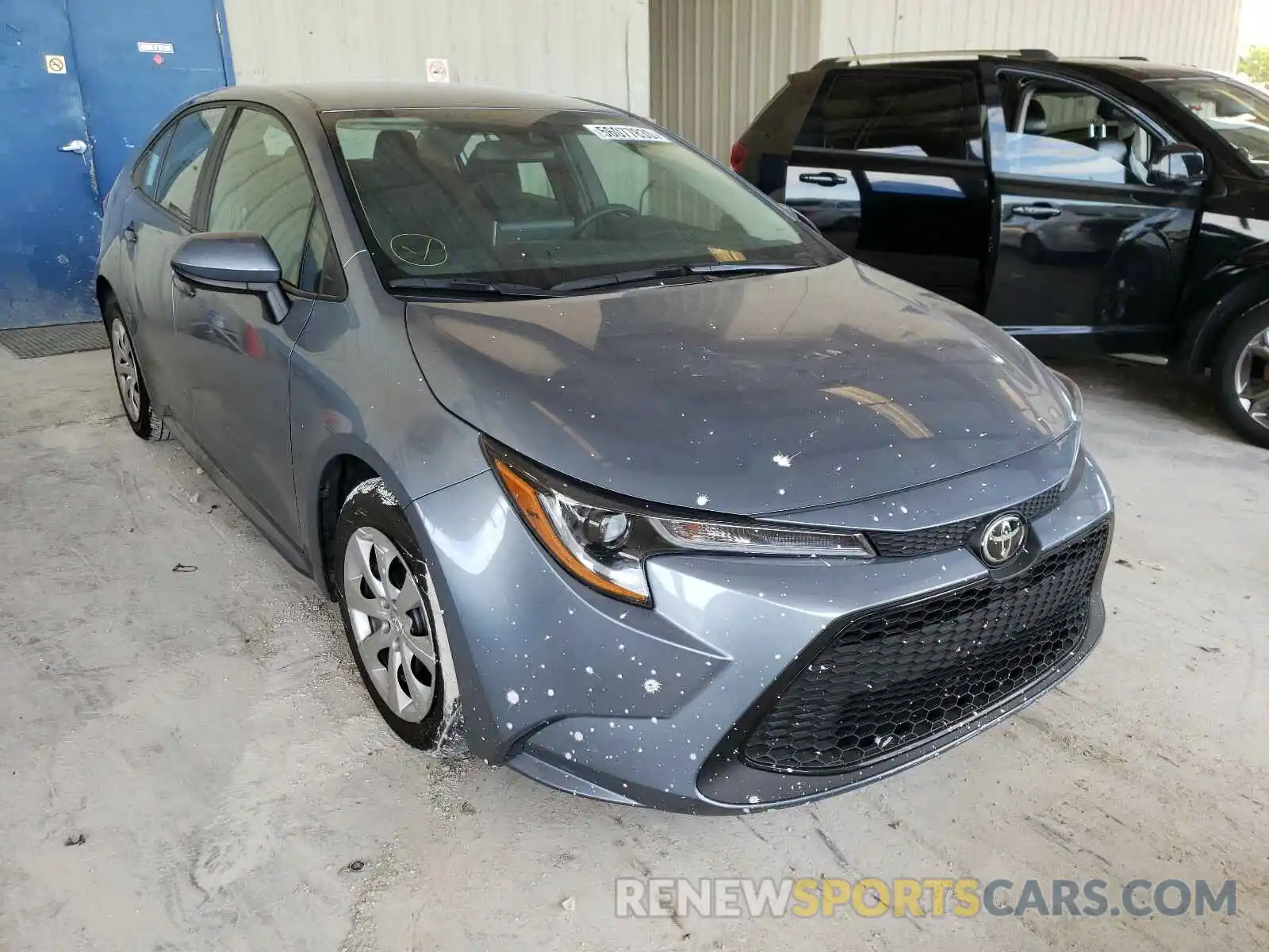 1 Photograph of a damaged car 5YFEPRAE3LP038588 TOYOTA COROLLA 2020