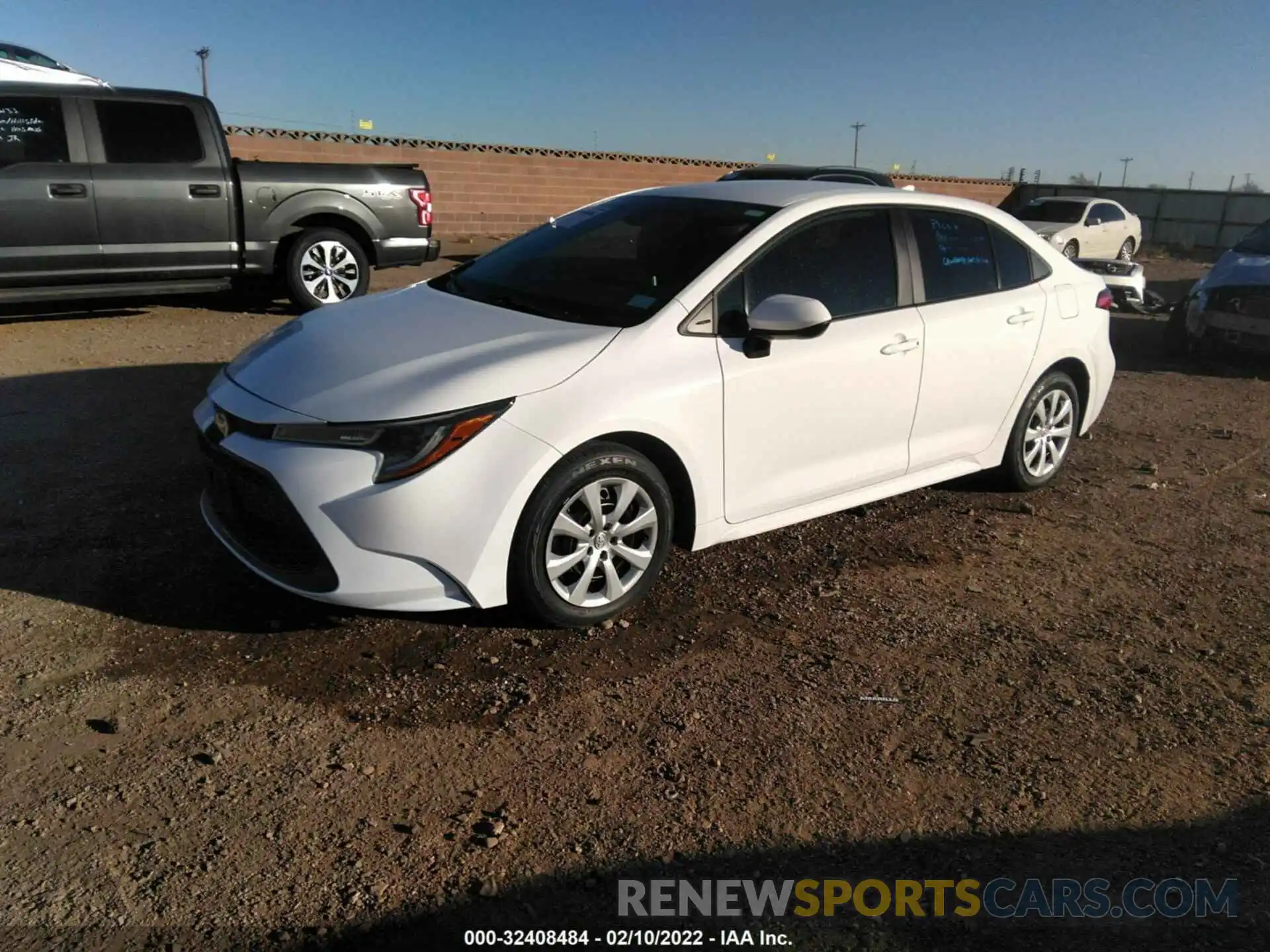 2 Photograph of a damaged car 5YFEPRAE3LP039109 TOYOTA COROLLA 2020