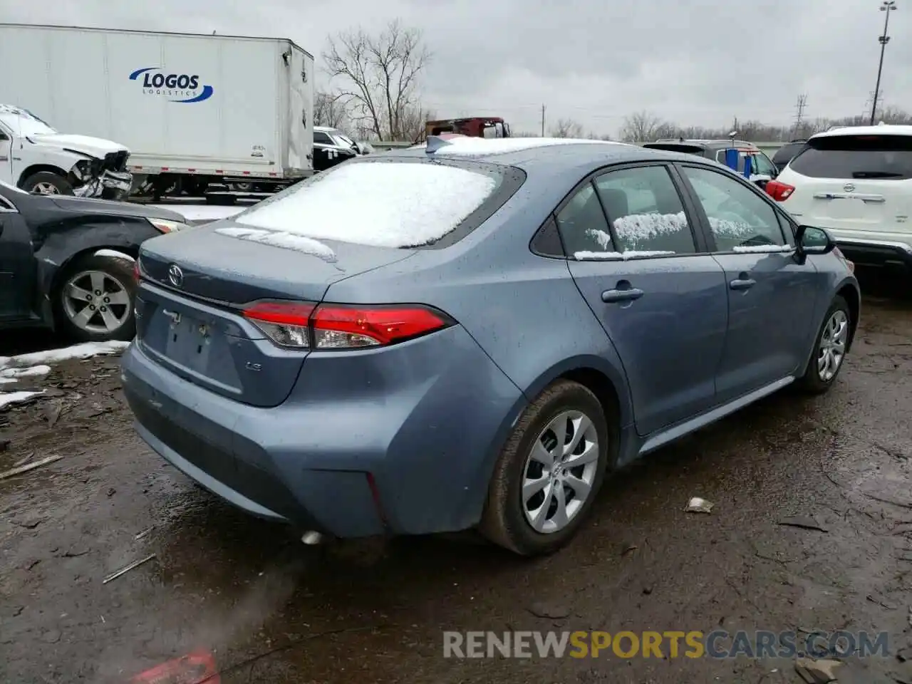 4 Photograph of a damaged car 5YFEPRAE3LP039546 TOYOTA COROLLA 2020