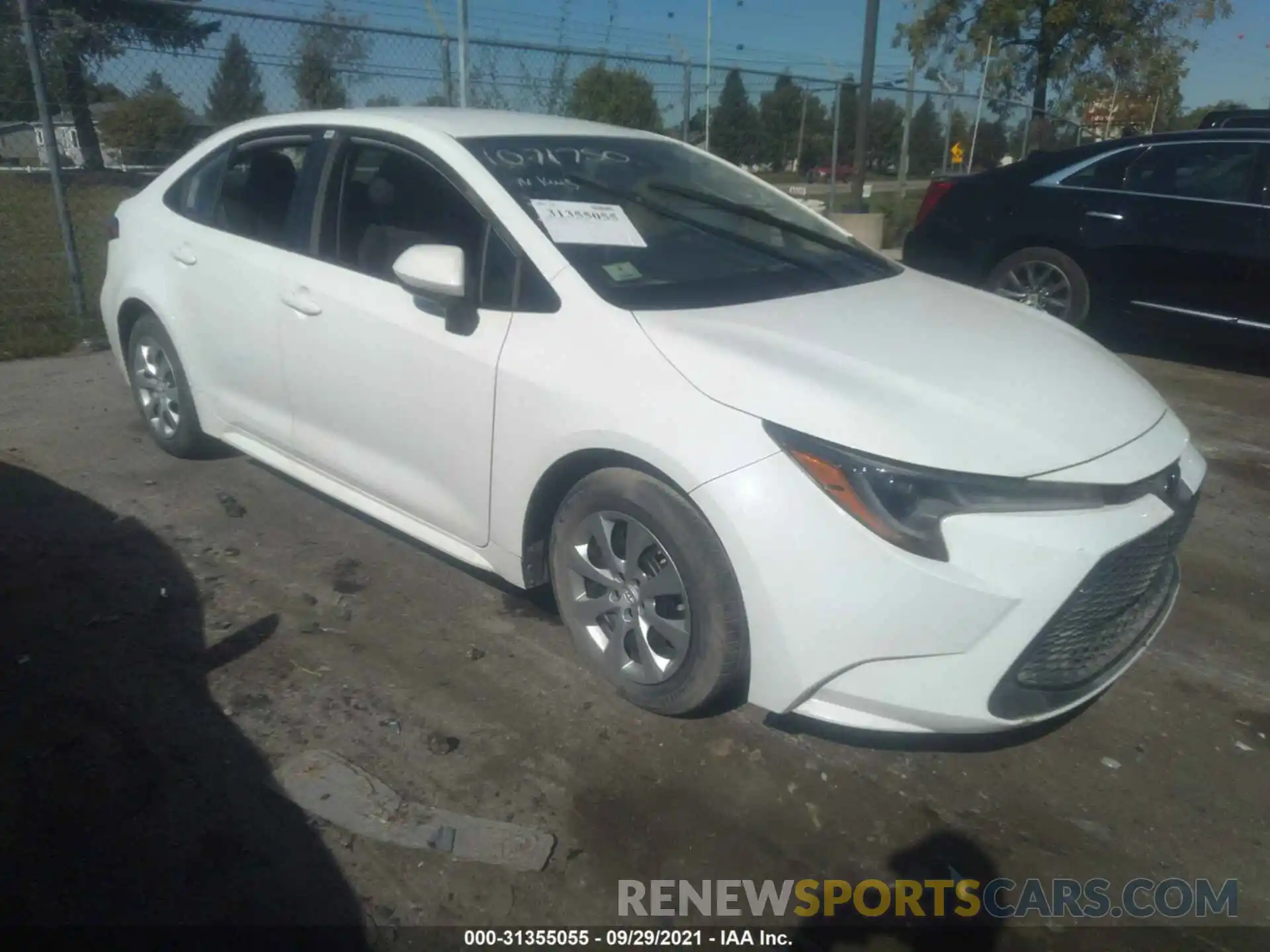 1 Photograph of a damaged car 5YFEPRAE3LP040079 TOYOTA COROLLA 2020