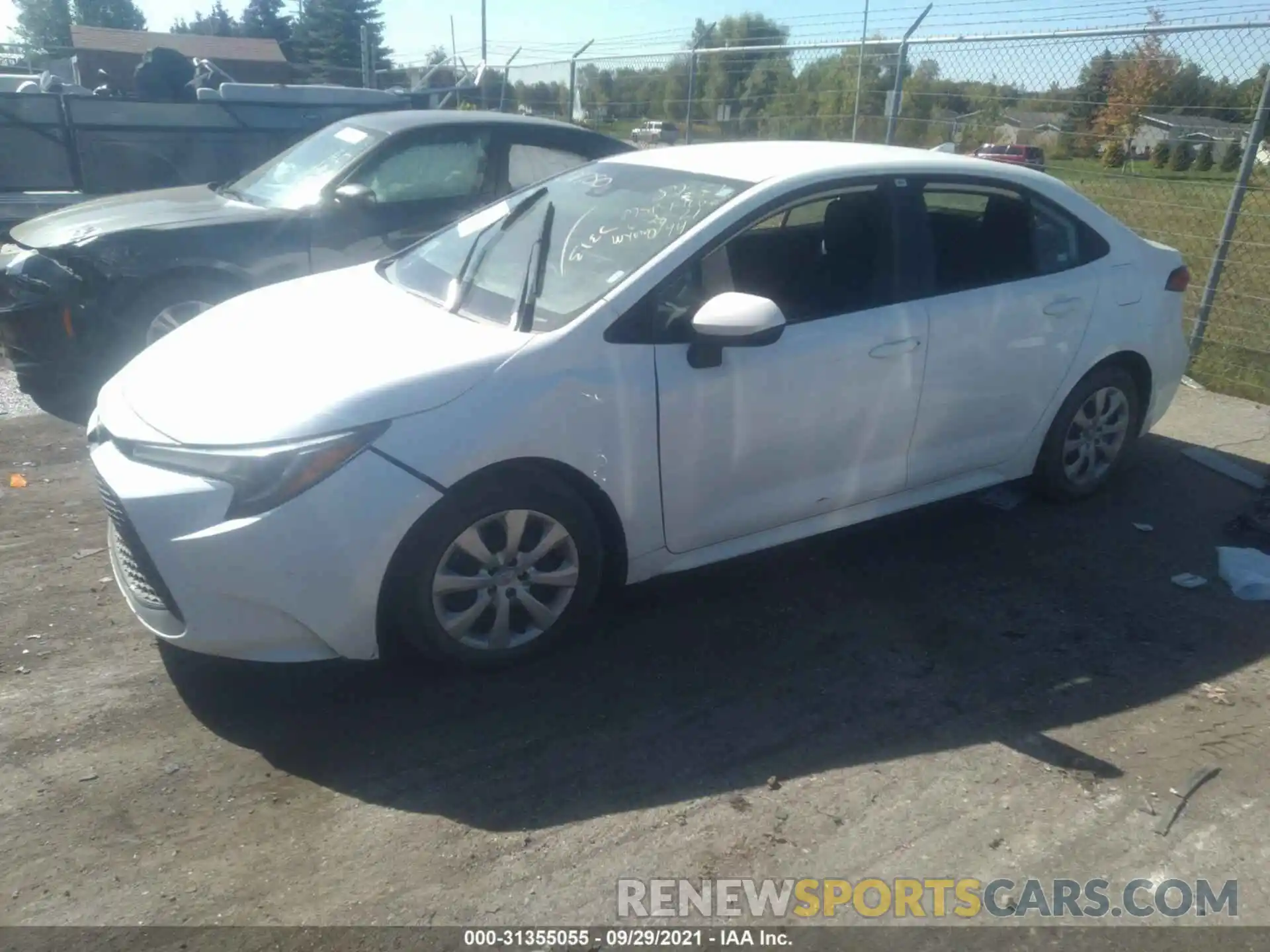 2 Photograph of a damaged car 5YFEPRAE3LP040079 TOYOTA COROLLA 2020