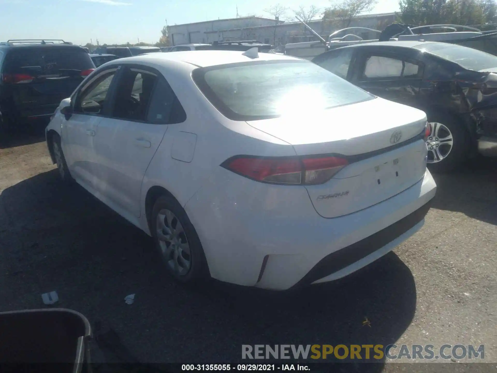 3 Photograph of a damaged car 5YFEPRAE3LP040079 TOYOTA COROLLA 2020