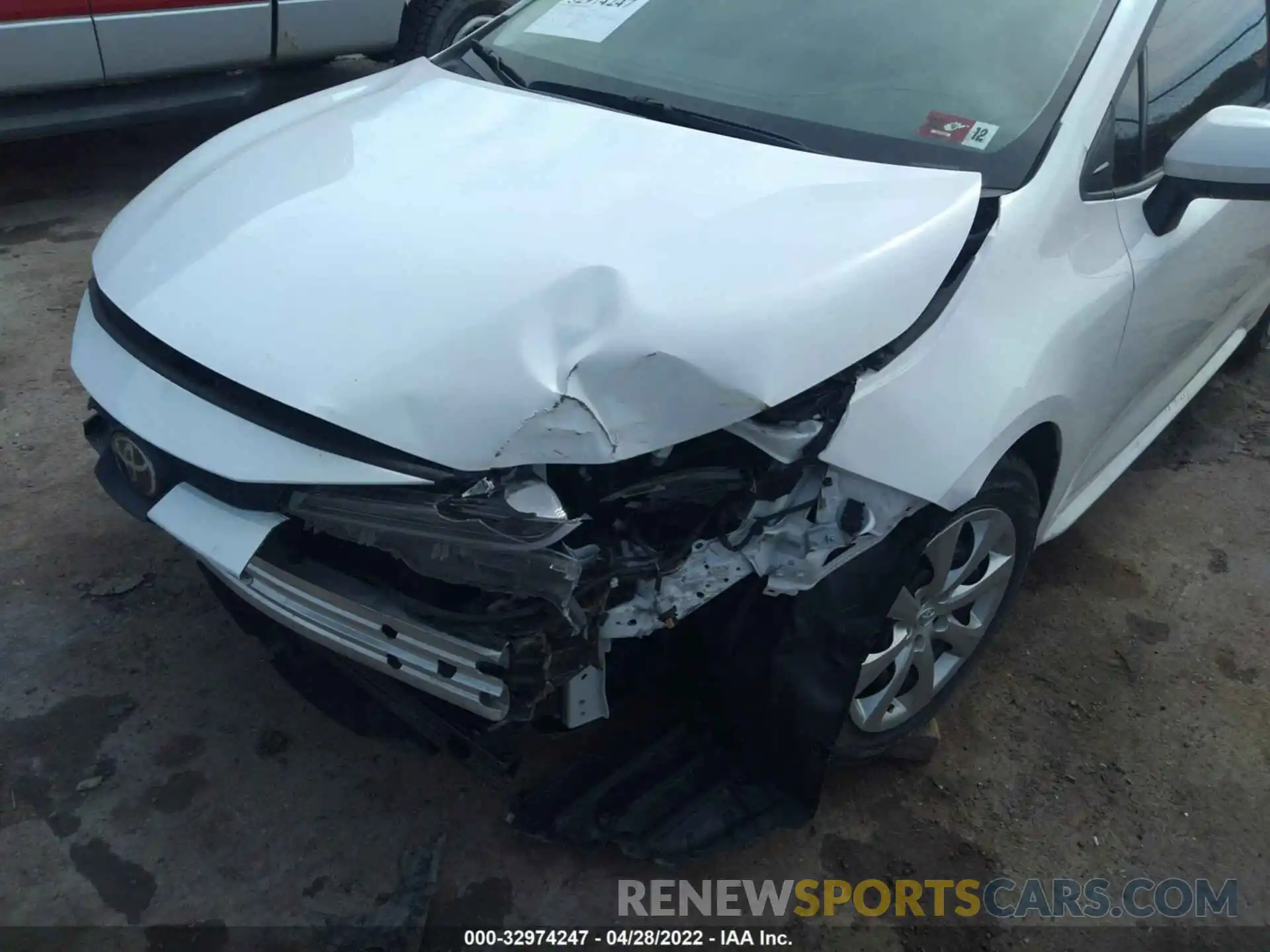 6 Photograph of a damaged car 5YFEPRAE3LP044035 TOYOTA COROLLA 2020