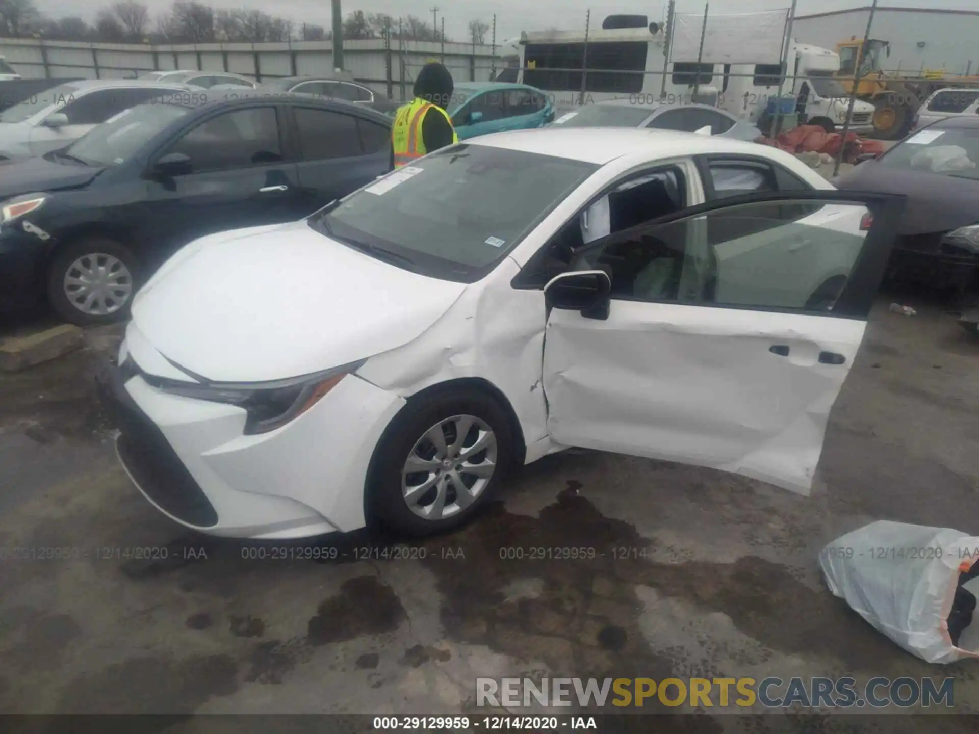 2 Photograph of a damaged car 5YFEPRAE3LP044052 TOYOTA COROLLA 2020