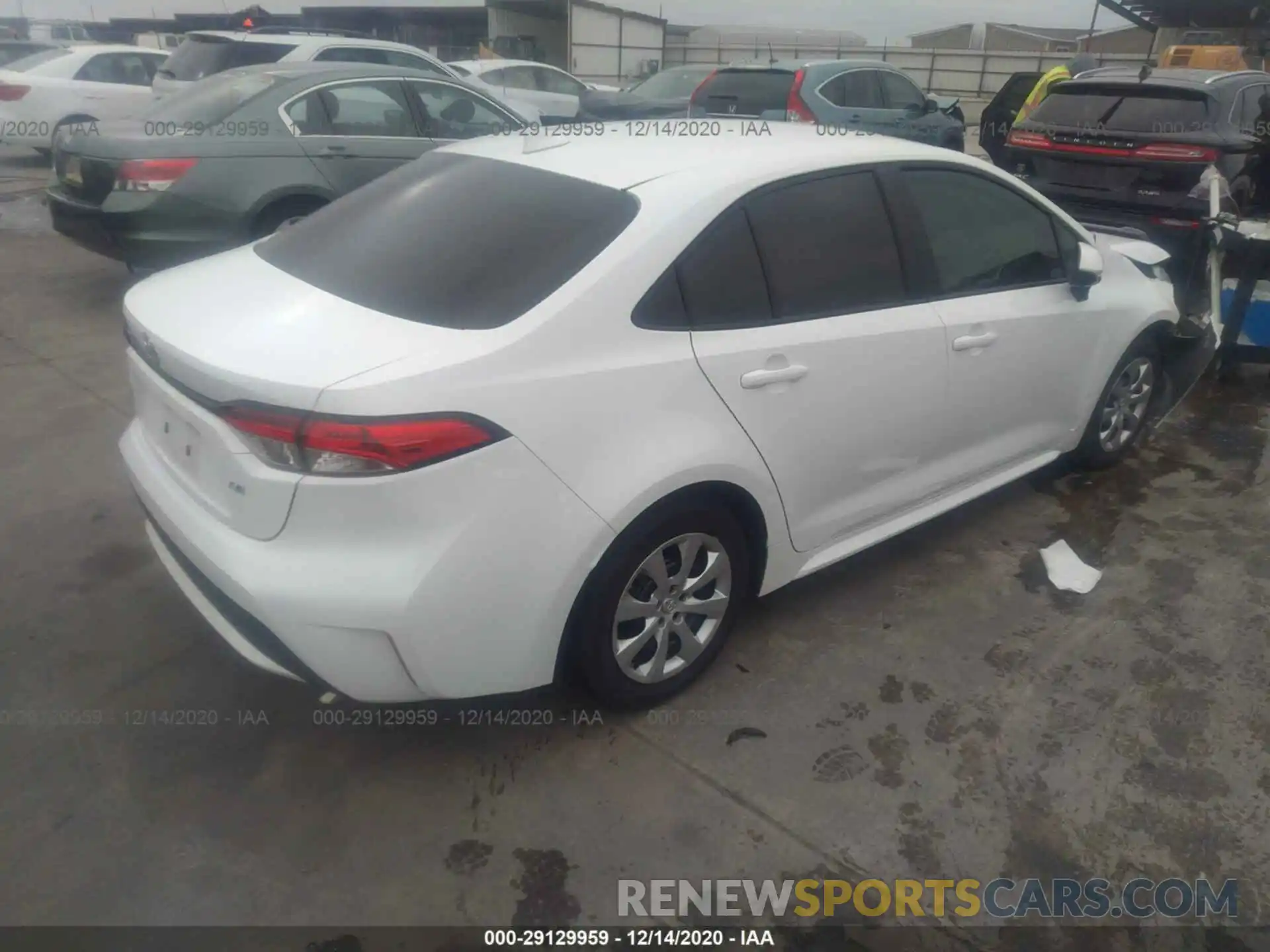 4 Photograph of a damaged car 5YFEPRAE3LP044052 TOYOTA COROLLA 2020