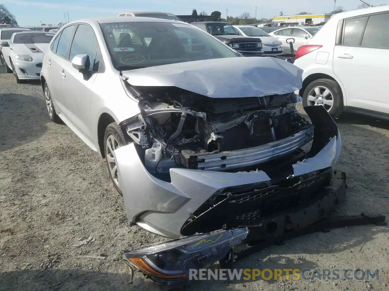 1 Photograph of a damaged car 5YFEPRAE3LP044813 TOYOTA COROLLA 2020