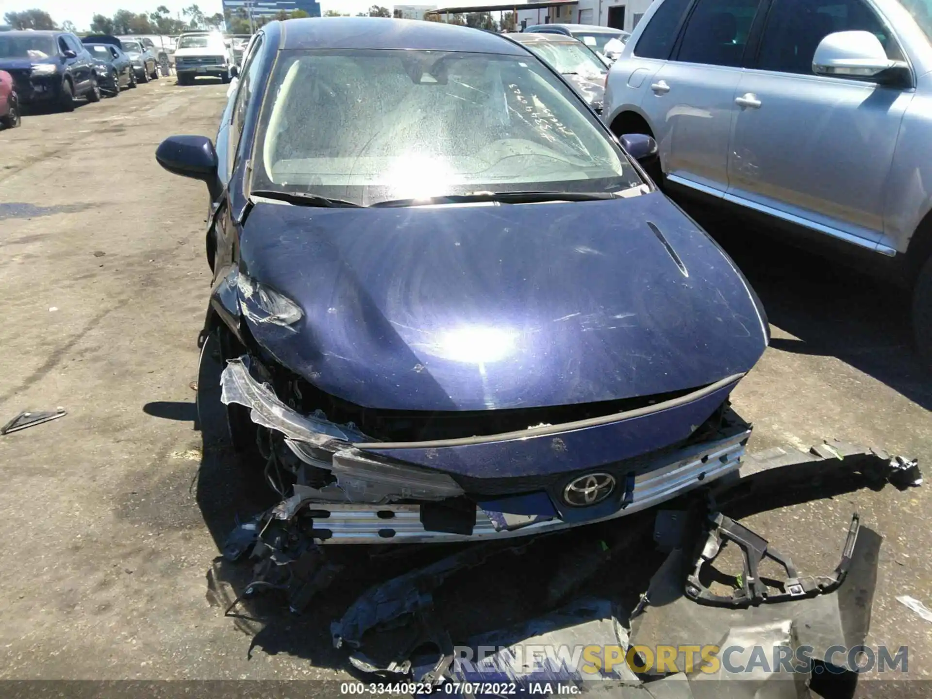 6 Photograph of a damaged car 5YFEPRAE3LP045833 TOYOTA COROLLA 2020