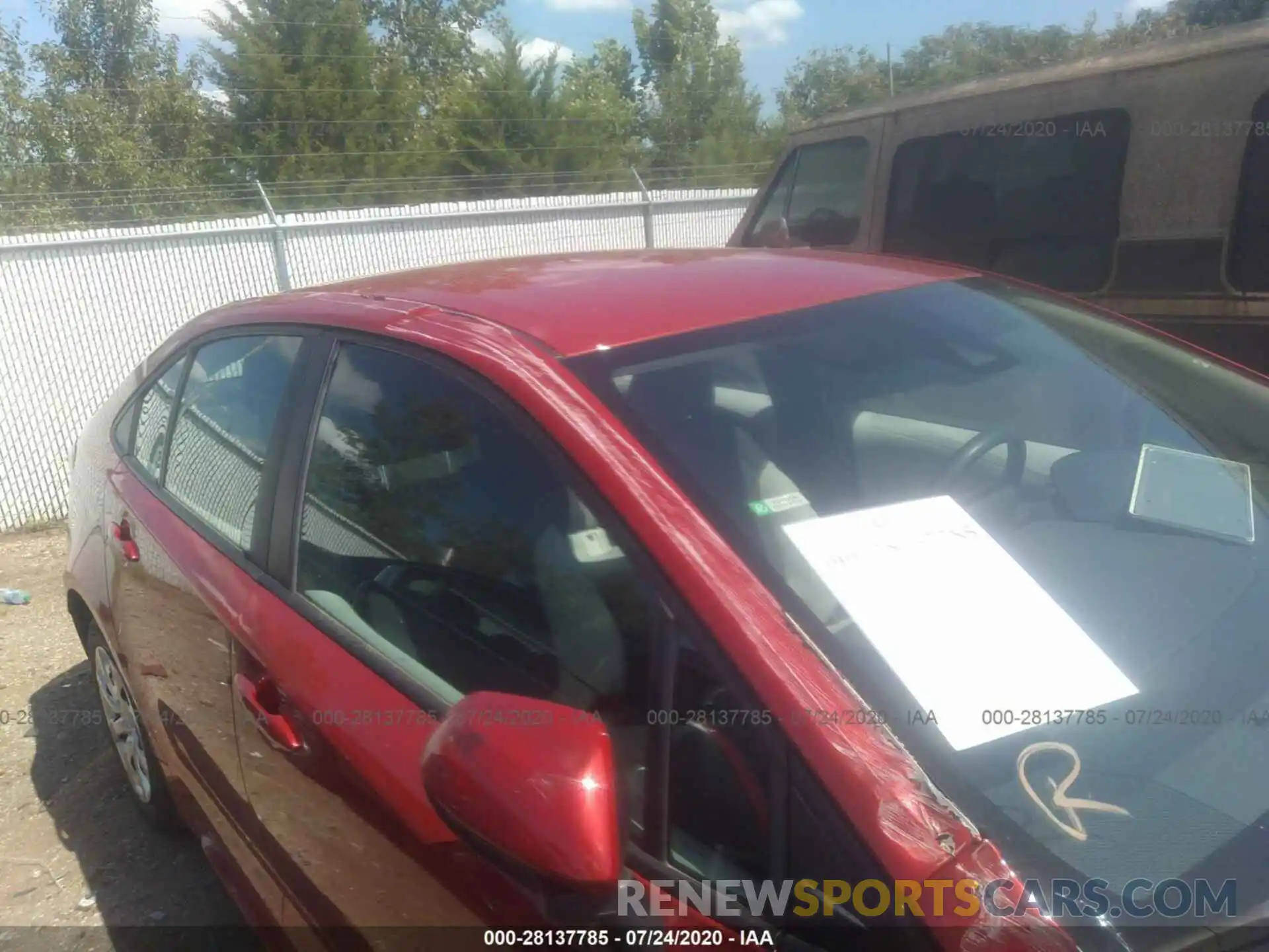 6 Photograph of a damaged car 5YFEPRAE3LP047095 TOYOTA COROLLA 2020