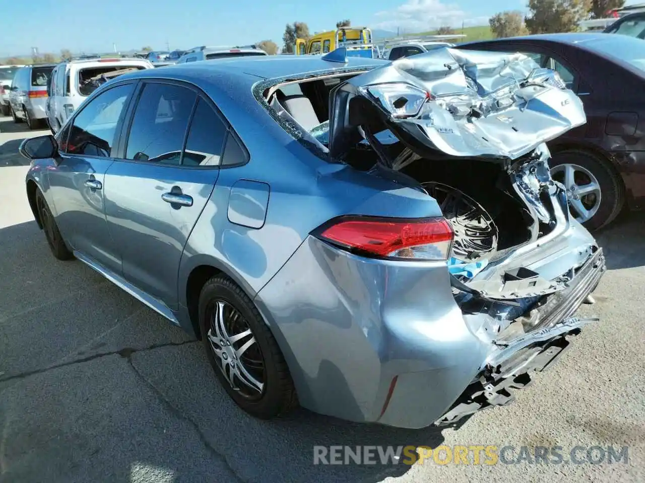 3 Photograph of a damaged car 5YFEPRAE3LP048800 TOYOTA COROLLA 2020